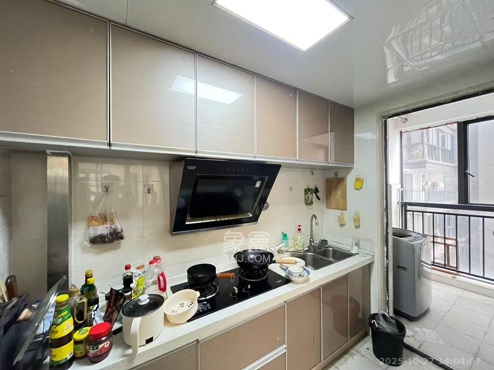 梅溪湖合能璞丽 3室2厅1卫 2300.0元/月 梅溪湖合能璞丽 3室2厅1卫 2300.0元/月室内图