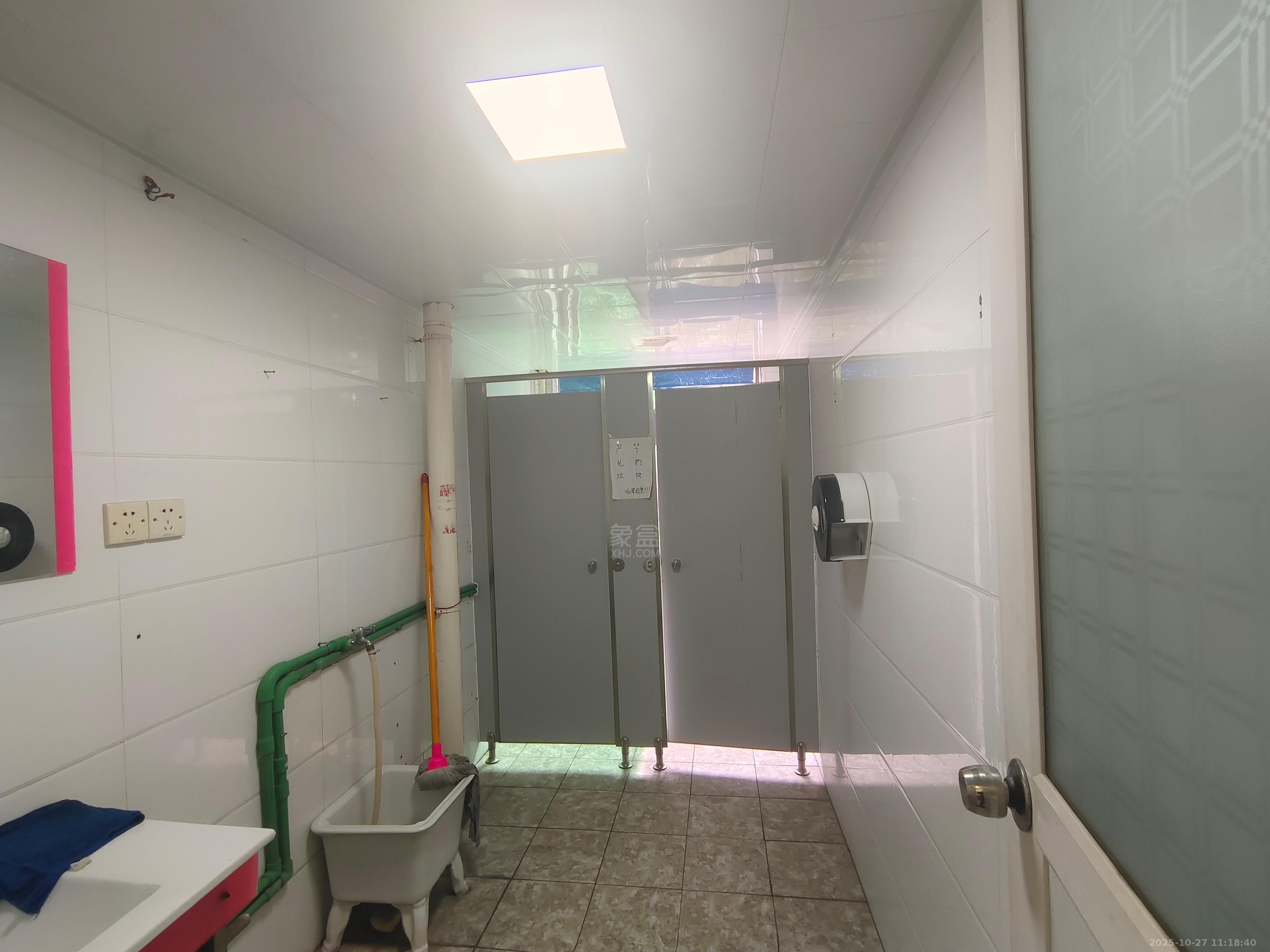 日报社株洲分社 5室2厅1卫 3000.0元/月 日报社株洲分社 5室2厅1卫 3000.0元/月室内图