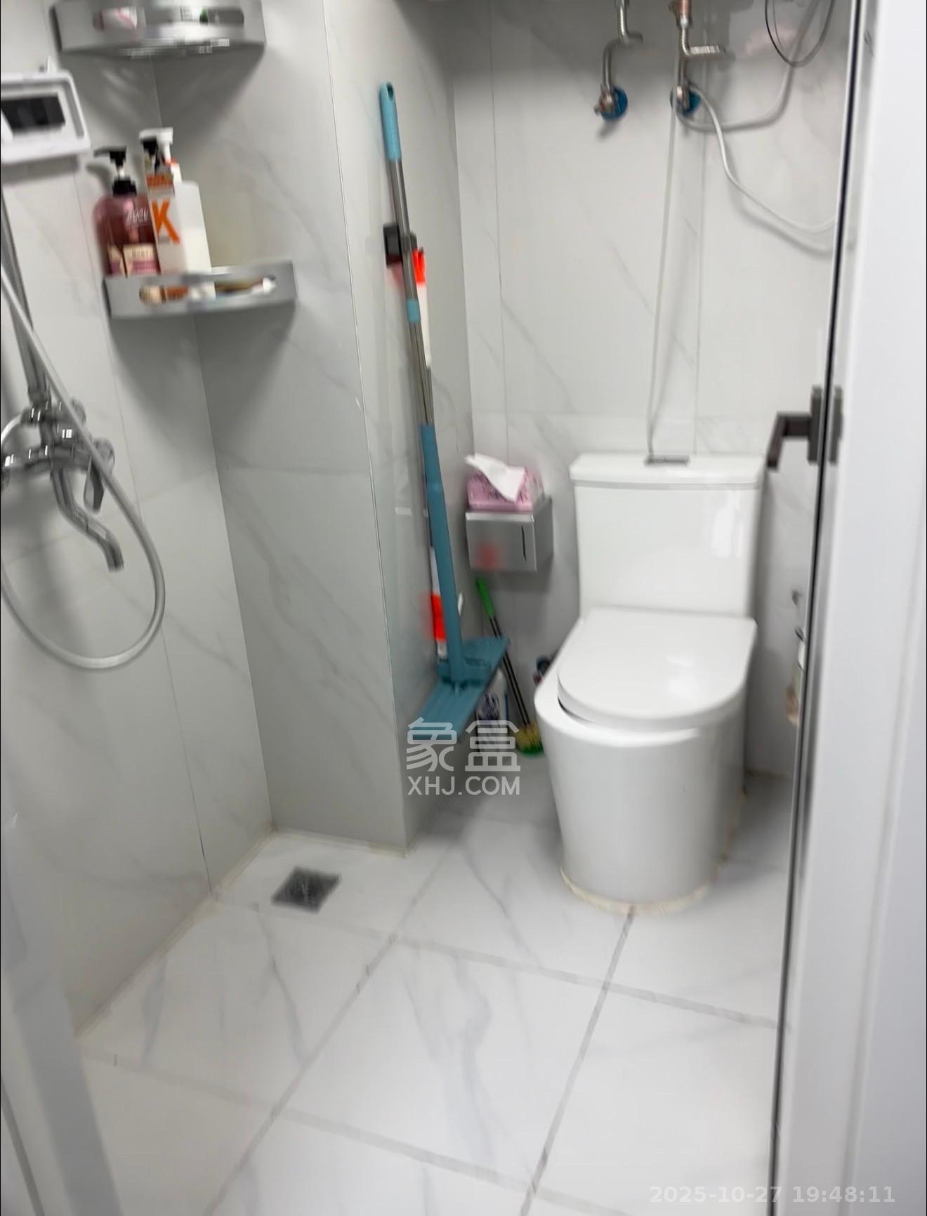 时代MOMA云PARK  2室1厅1卫    3000.0元/月 时代MOMA云PARK  2室1厅1卫    3000.0元/月室内图