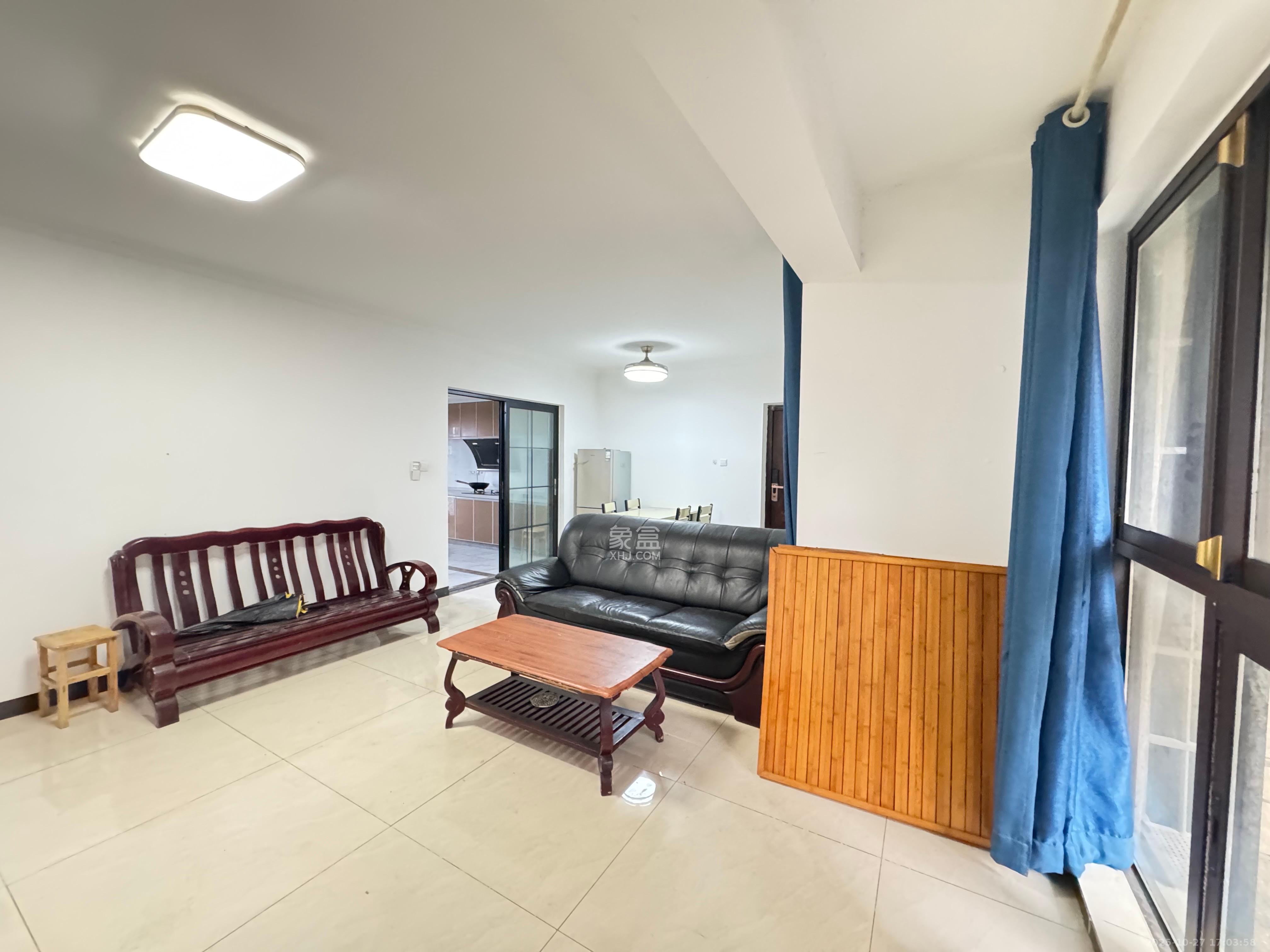 中欣楚天熙苑  3室2厅2卫    2500.0元/月 中欣楚天熙苑  3室2厅2卫    2500.0元/月室内图