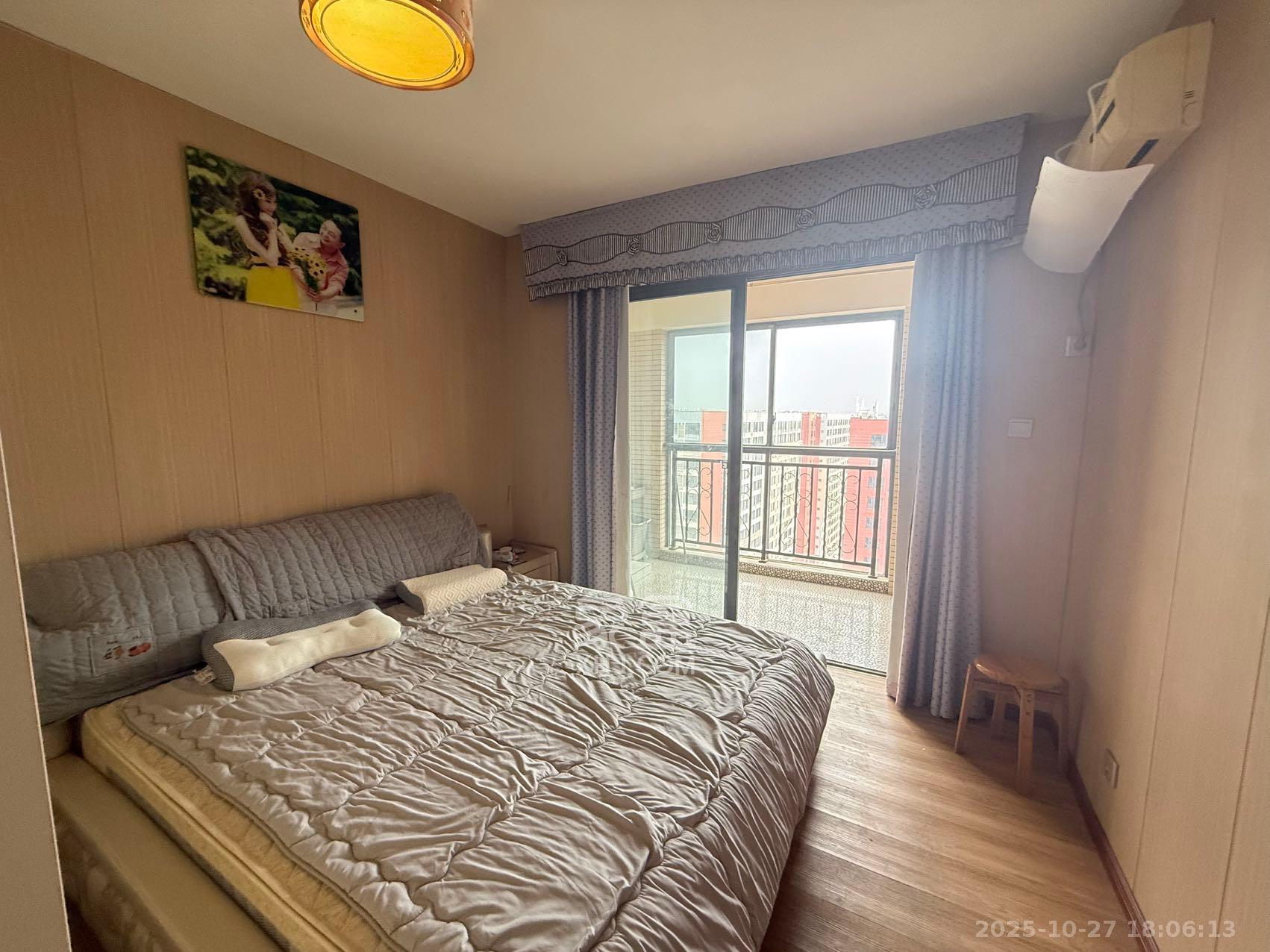 五矿紫湖香醍  3室2厅2卫    1600.0元/月室内图