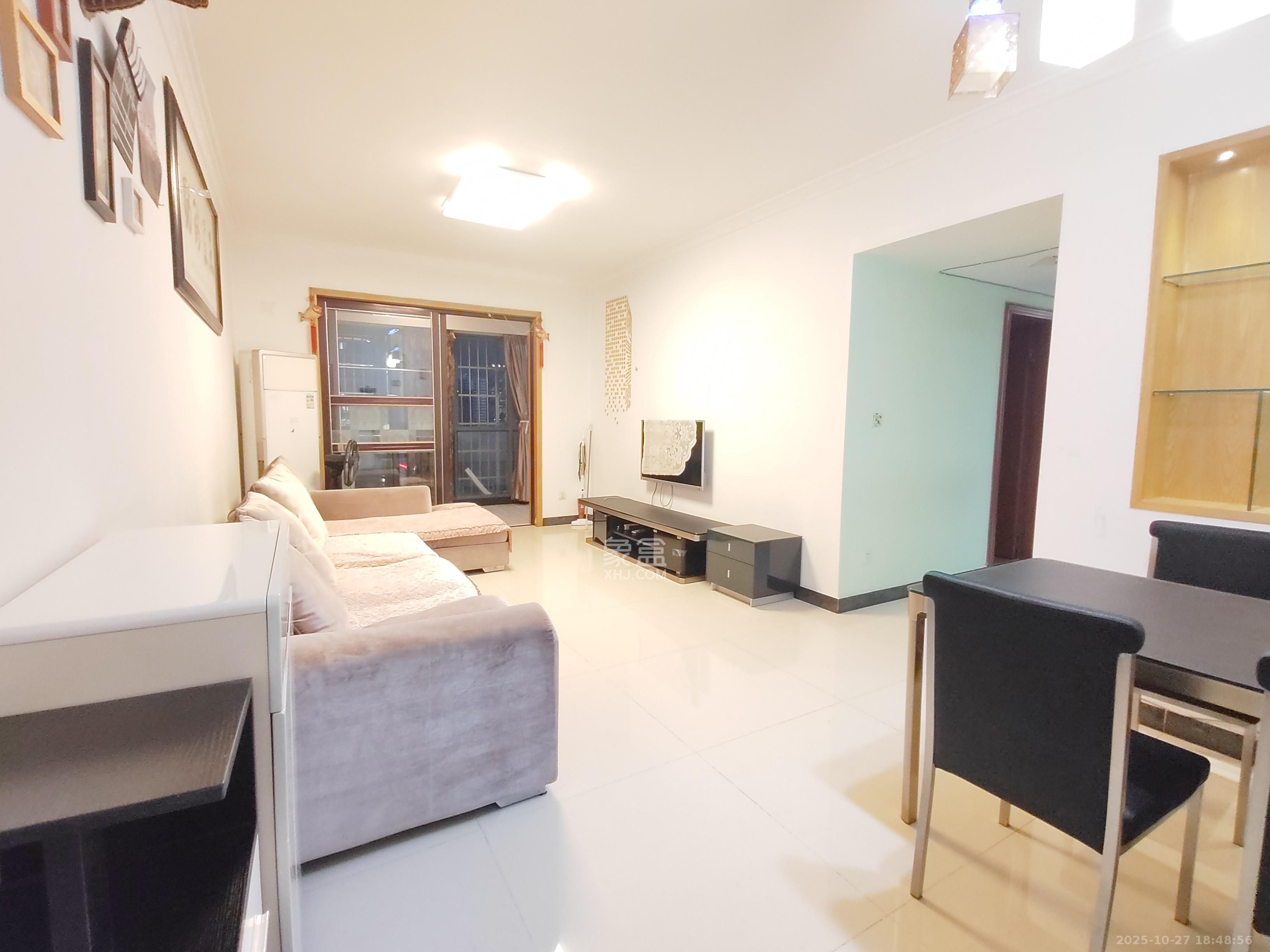 望兴嘉年华(望兴新苑)  2室2厅1卫    2300.0元/月 望兴嘉年华(望兴新苑)  2室2厅1卫    2300.0元/月室内图