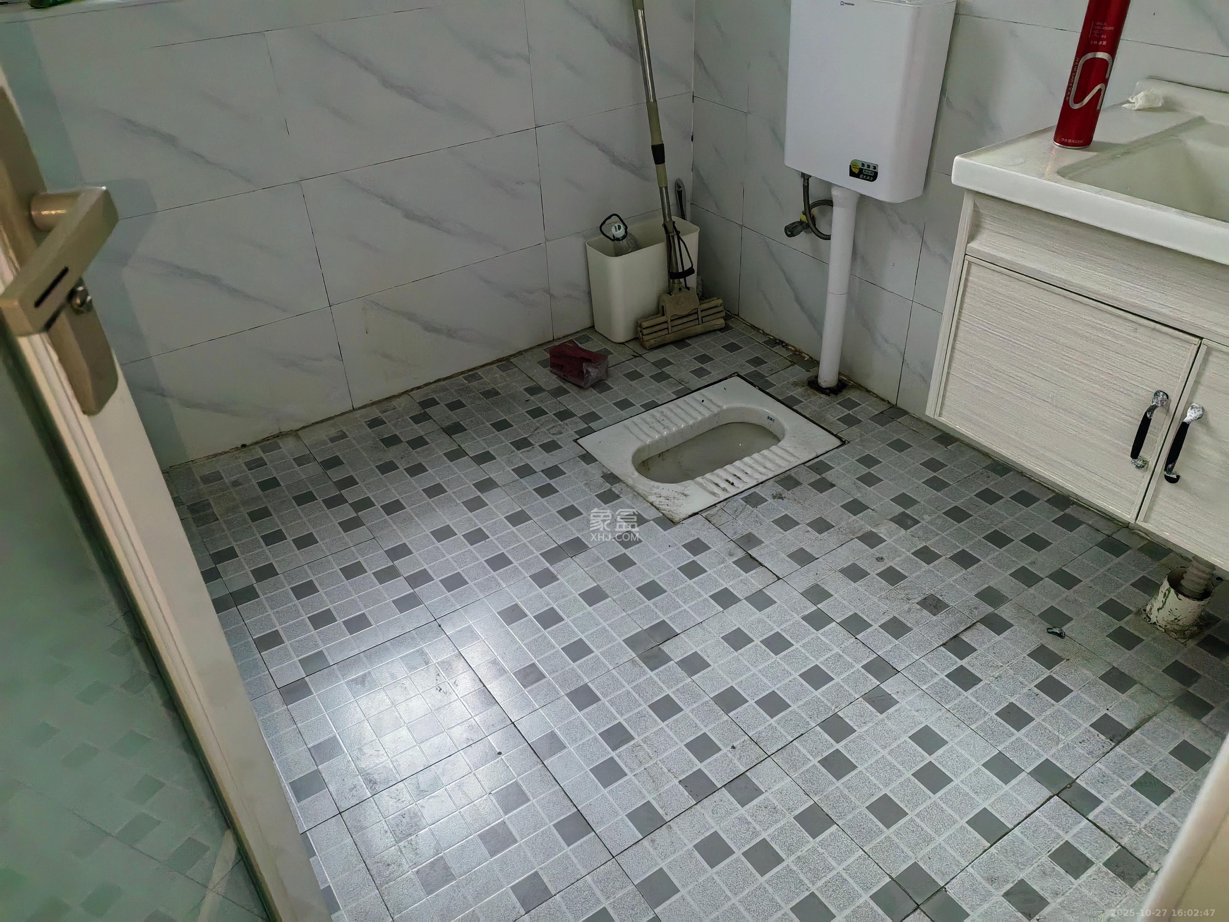 保利天禧D区  4室2厅2卫    3680.0元/月室内图