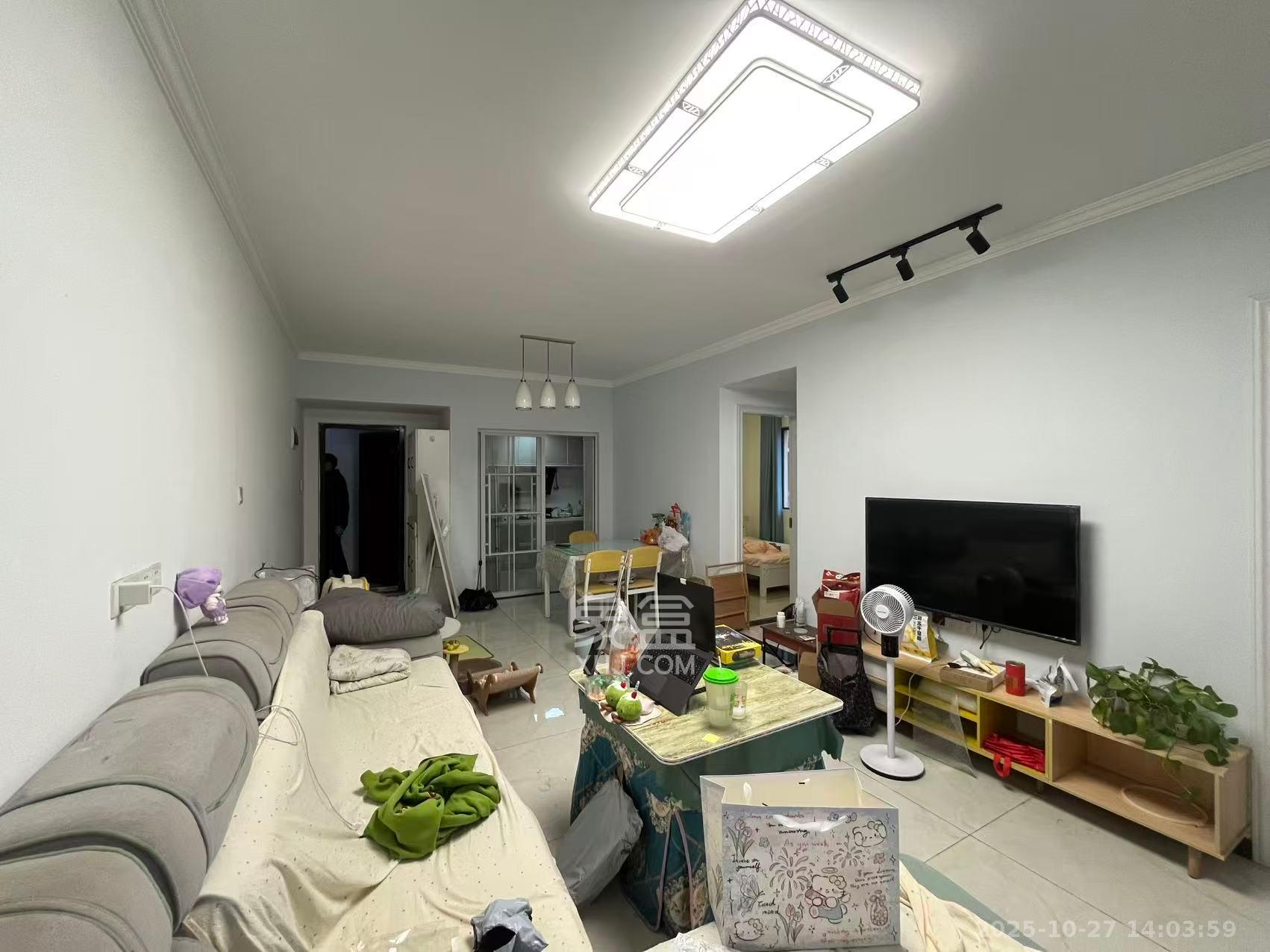 梅溪湖合能璞丽  3室2厅1卫    2300.0元/月