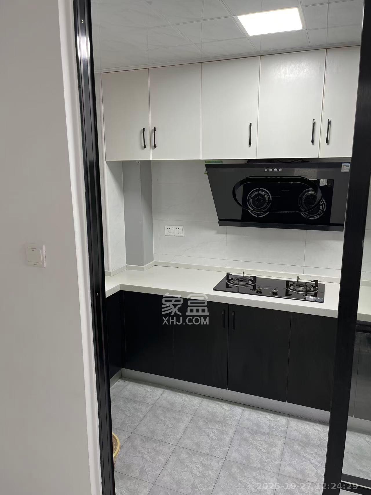 金南家园三期  3室2厅1卫    2600.0元/月室内图