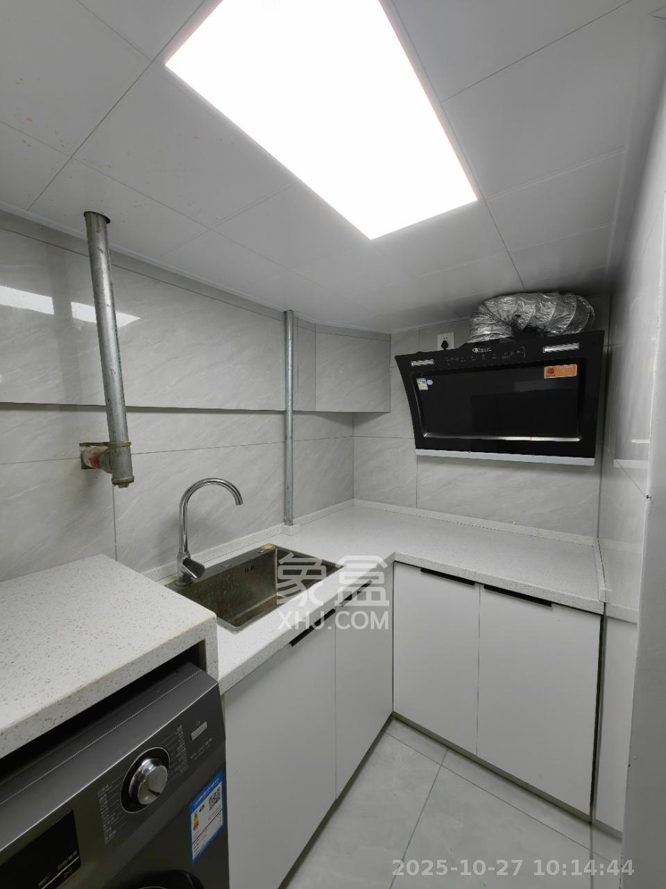 金地中交麓谷香颂(金地中交雅苑)  1室1厅1卫    1500.0元/月 金地中交麓谷香颂(金地中交雅苑)  1室1厅1卫    1500.0元/月室内图