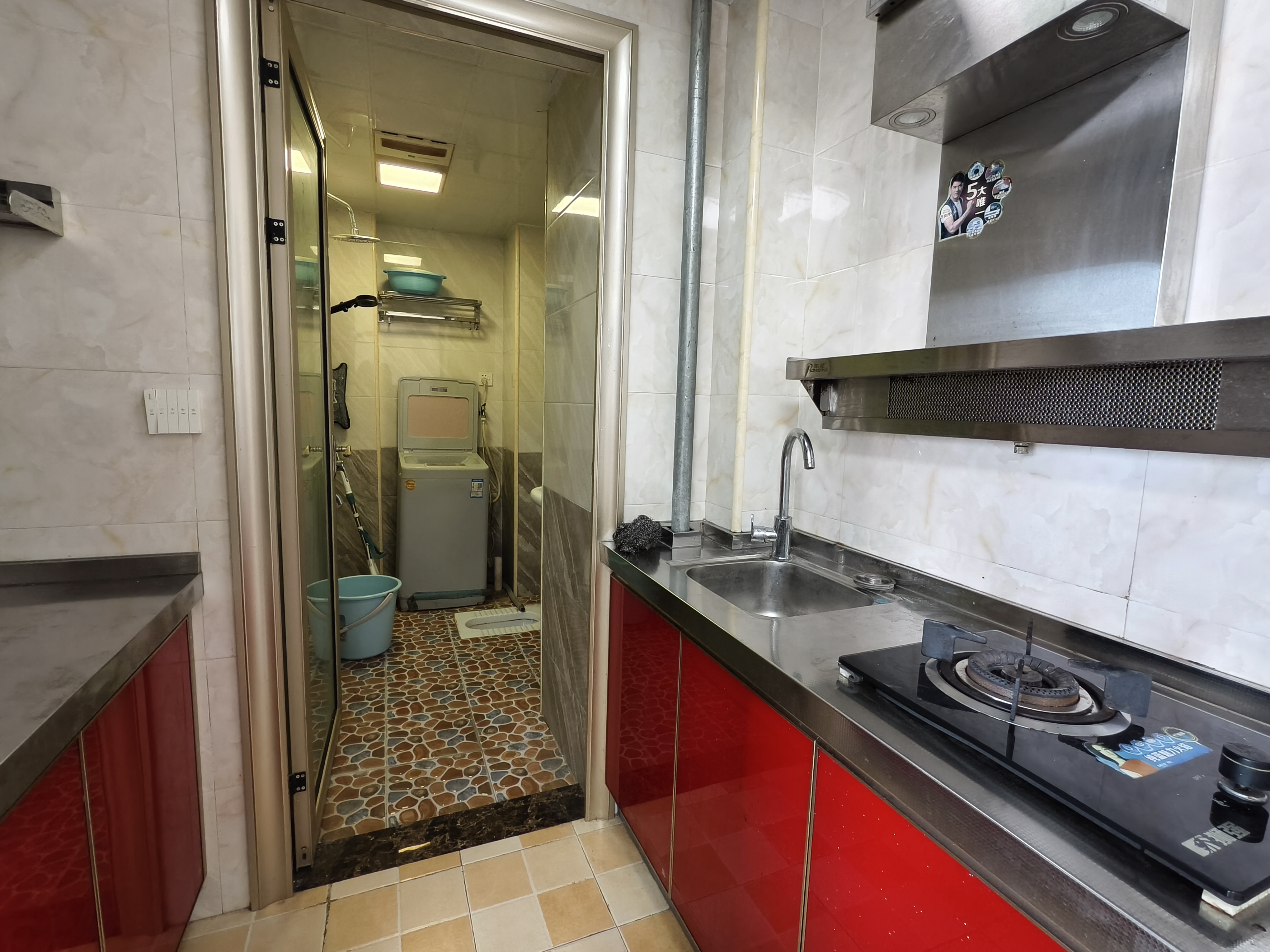 新都汇 1室1厅1卫 1100.0元/月 新都汇 1室1厅1卫 1100.0元/月室内图