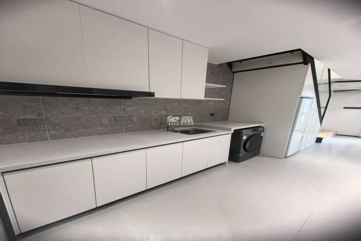 海航豪庭南苑  1室1厅2卫    3500.0元/月 海航豪庭南苑  1室1厅2卫    3500.0元/月室内图