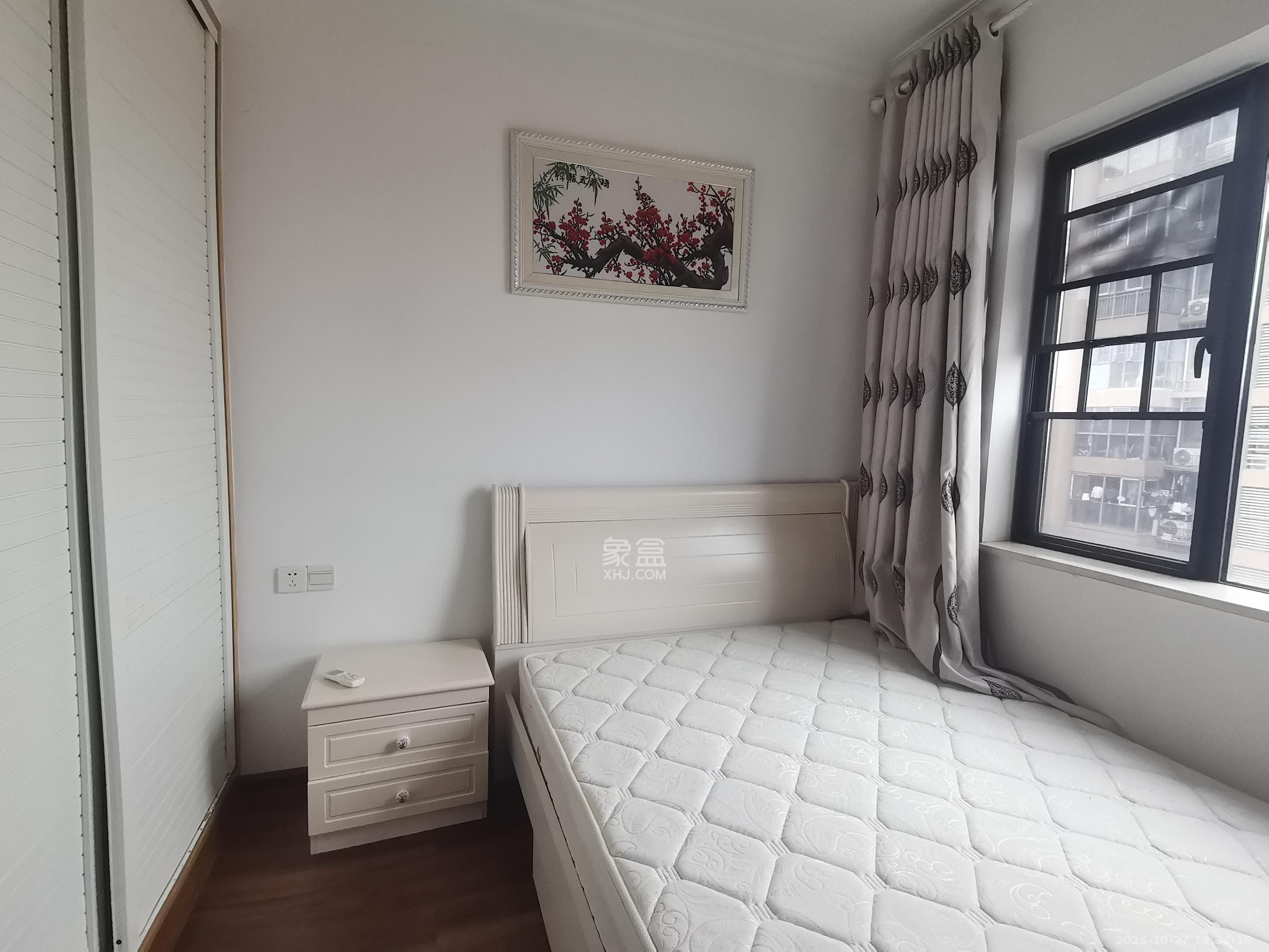 富春山  4室2厅2卫    3000.0元/月 富春山  4室2厅2卫    3000.0元/月室内图