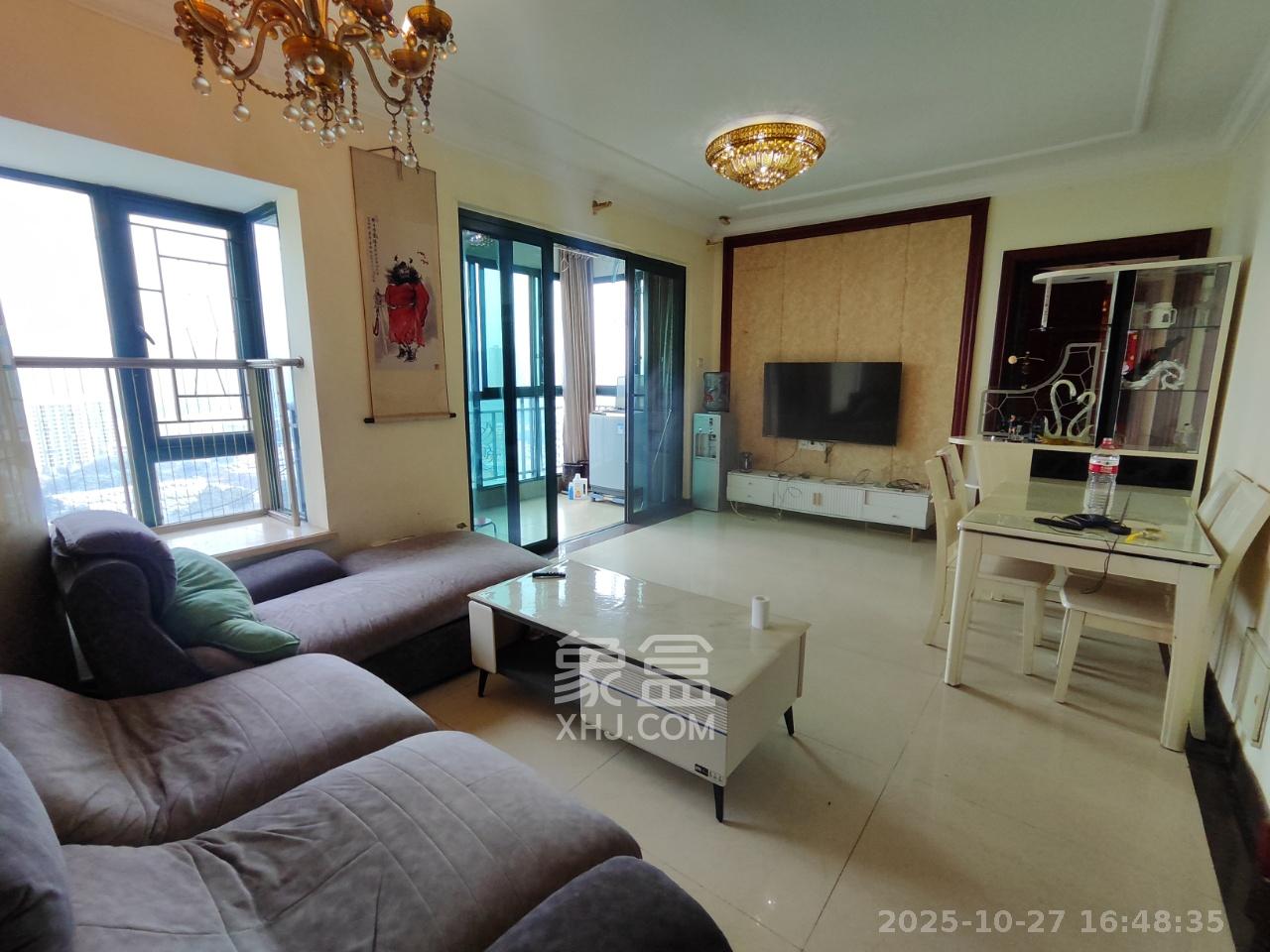 恒大雅苑  3室2厅2卫    2400.0元/月室内图