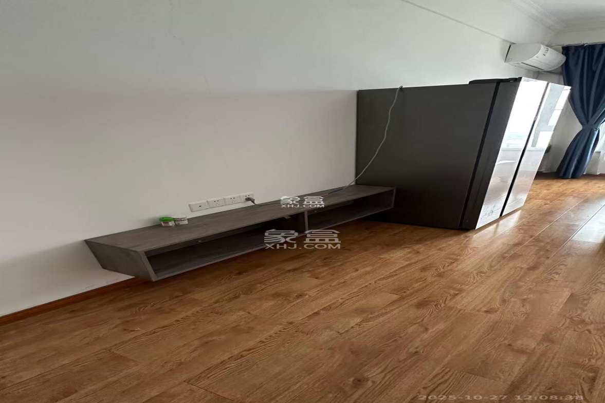 金科天悦(金科美邻汇)  1室1厅1卫    1300.0元/月 金科天悦(金科美邻汇)  1室1厅1卫    1300.0元/月室内图