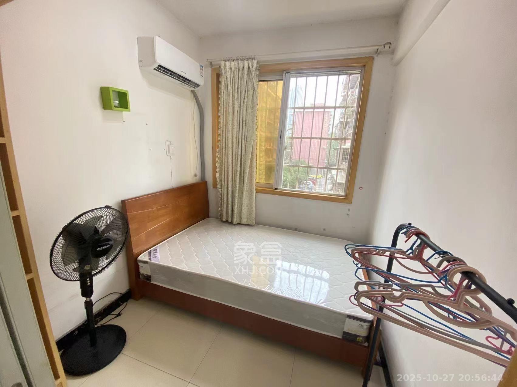 巧克力空间(建鸿达现代大厦) 3室1厅1卫 2100.0元/月 巧克力空间(建鸿达现代大厦) 3室1厅1卫 2100.0元/月室内图