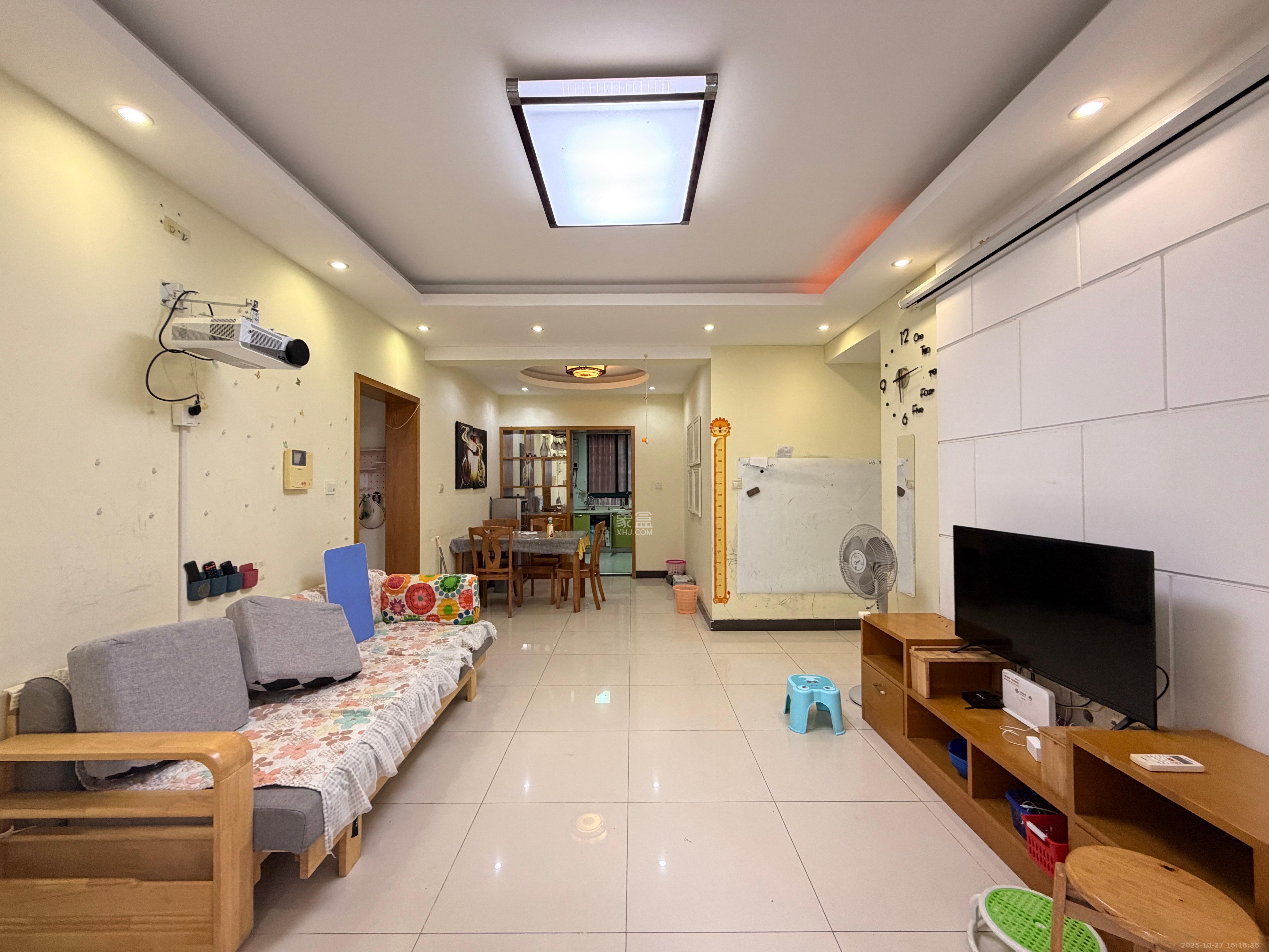 筑梦佳园 3室2厅2卫 1700.0元/月 筑梦佳园 3室2厅2卫 1700.0元/月室内图