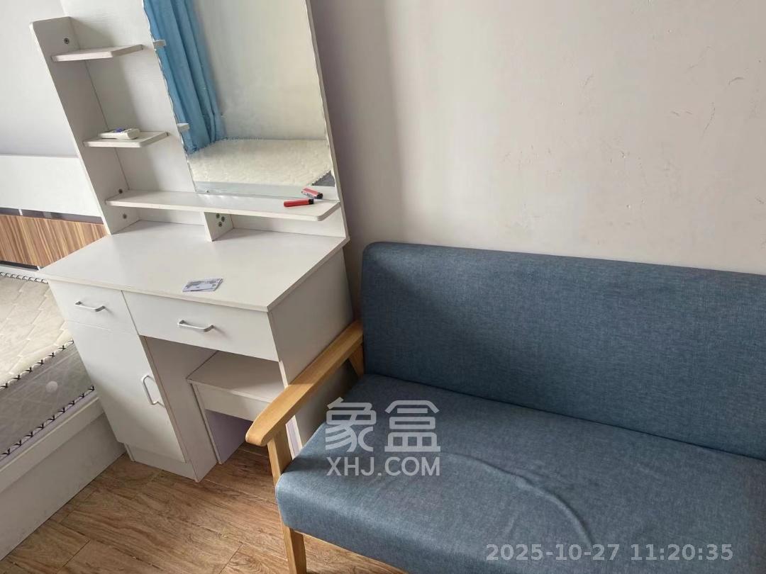 叠彩兰亭  1室1厅1卫    1000.0元/月室内图