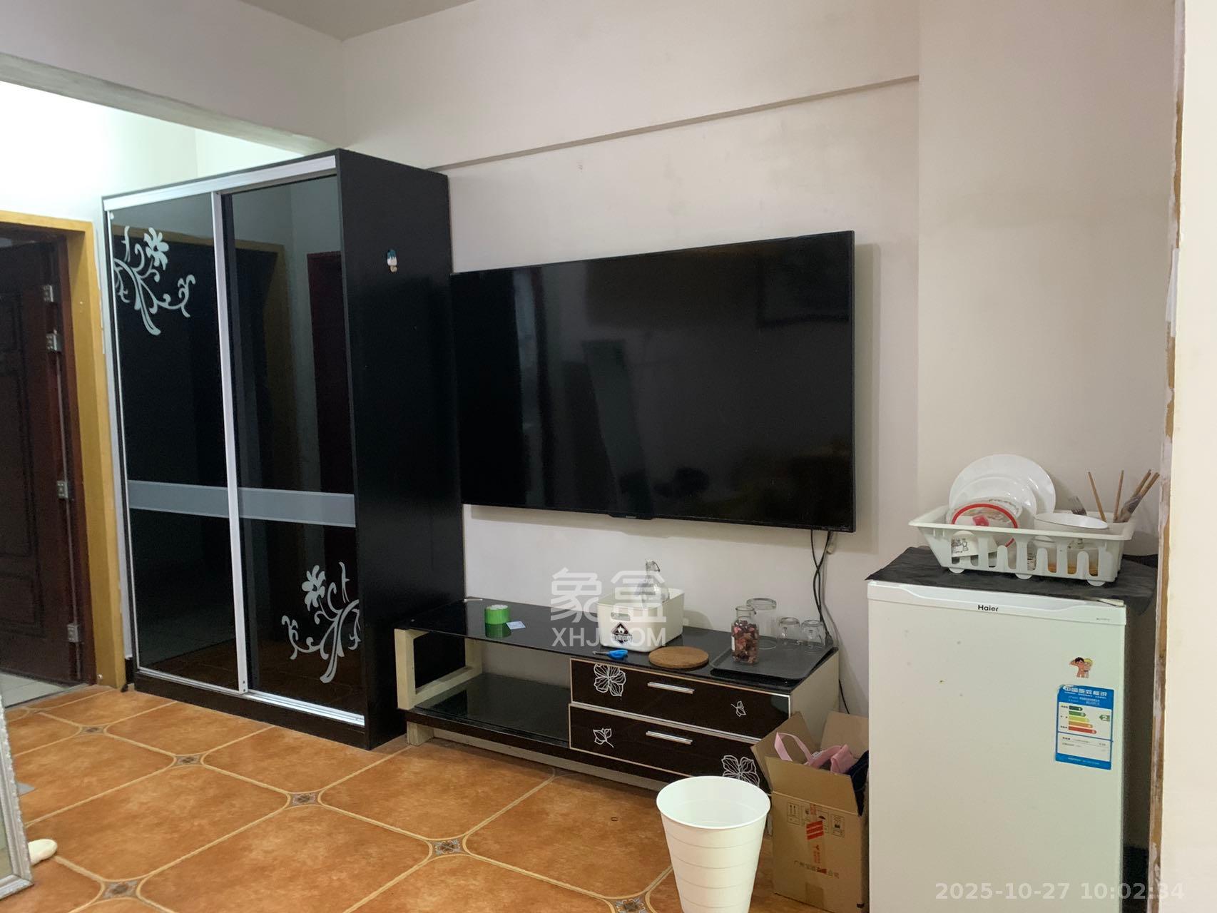 谋房博客(博客天街)  1室1厅1卫    1600.0元/月室内图