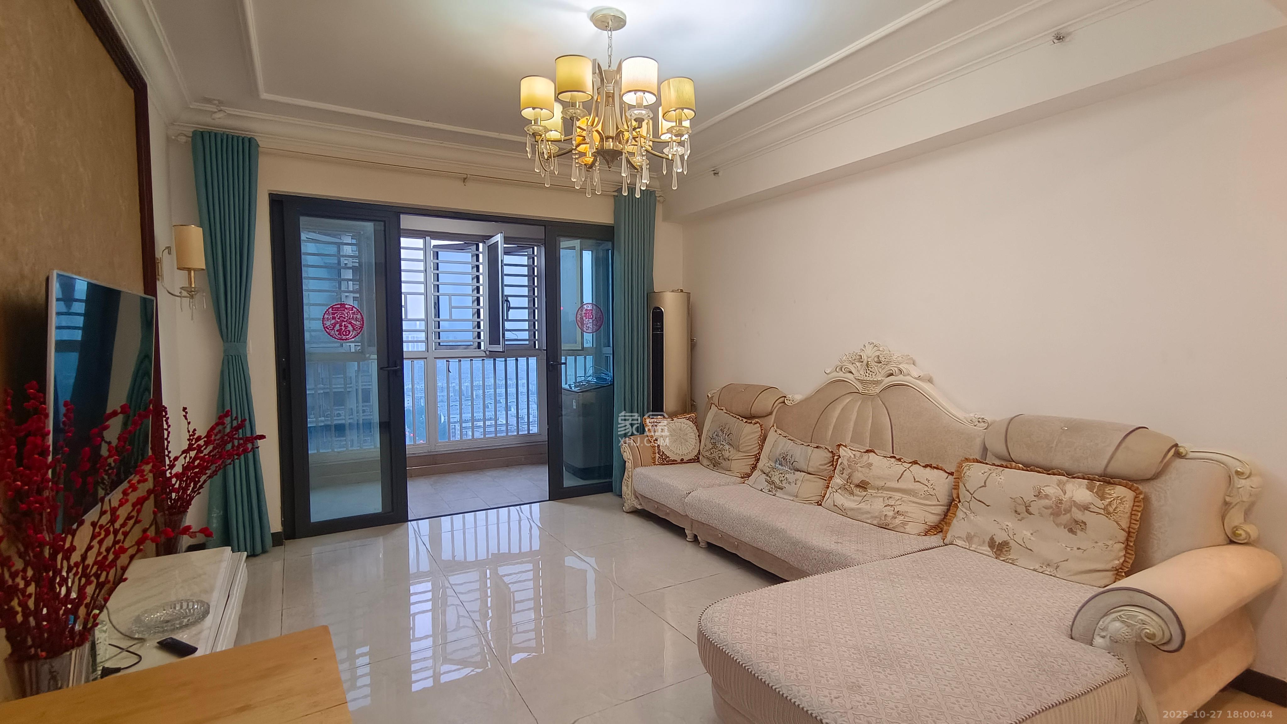 恒大御景半岛锦绣苑  3室2厅2卫    3200.0元/月 恒大御景半岛锦绣苑  3室2厅2卫    3200.0元/月室内图