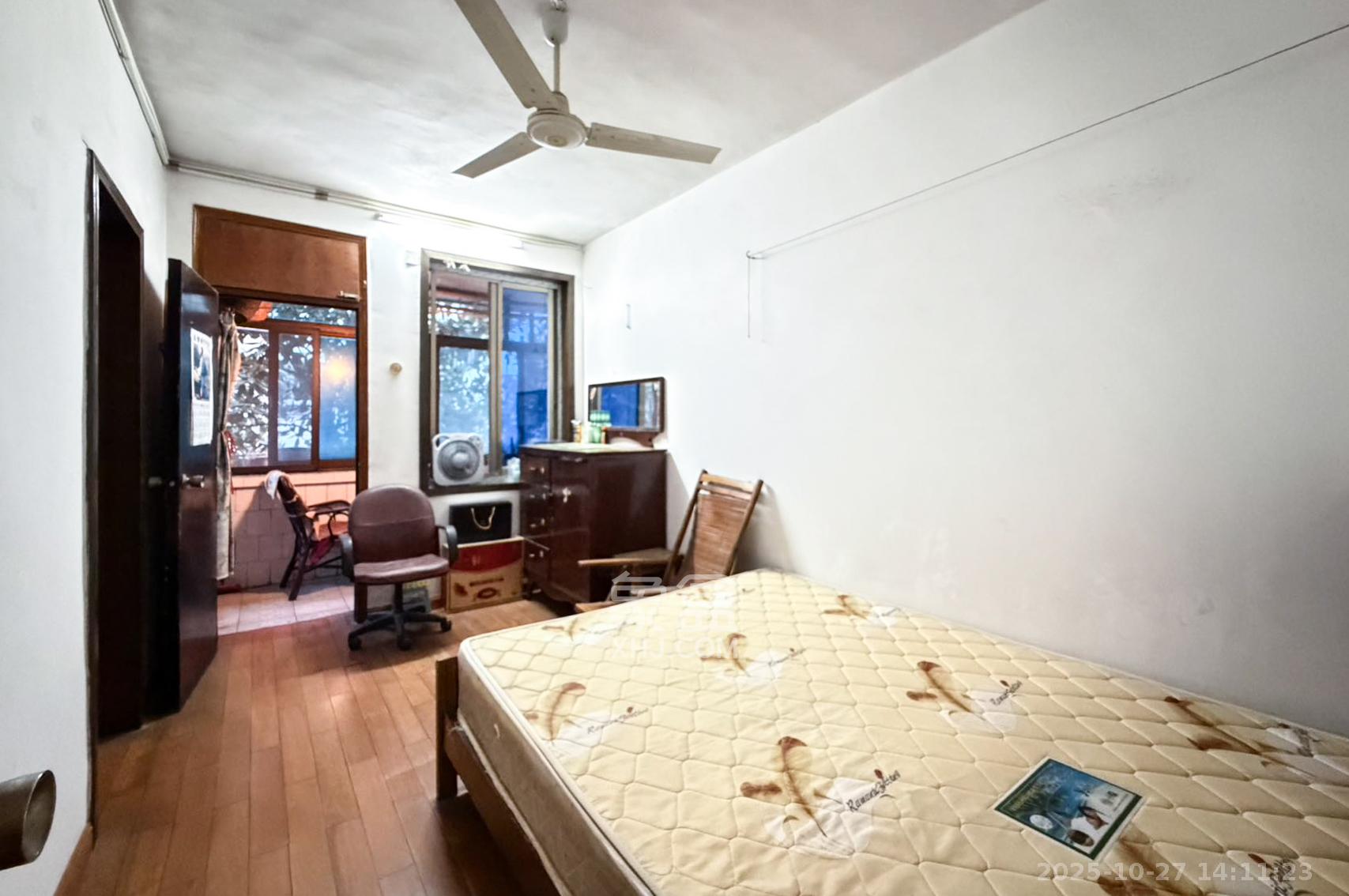 省人防办单位宿舍  4室2厅2卫    88.0万其他