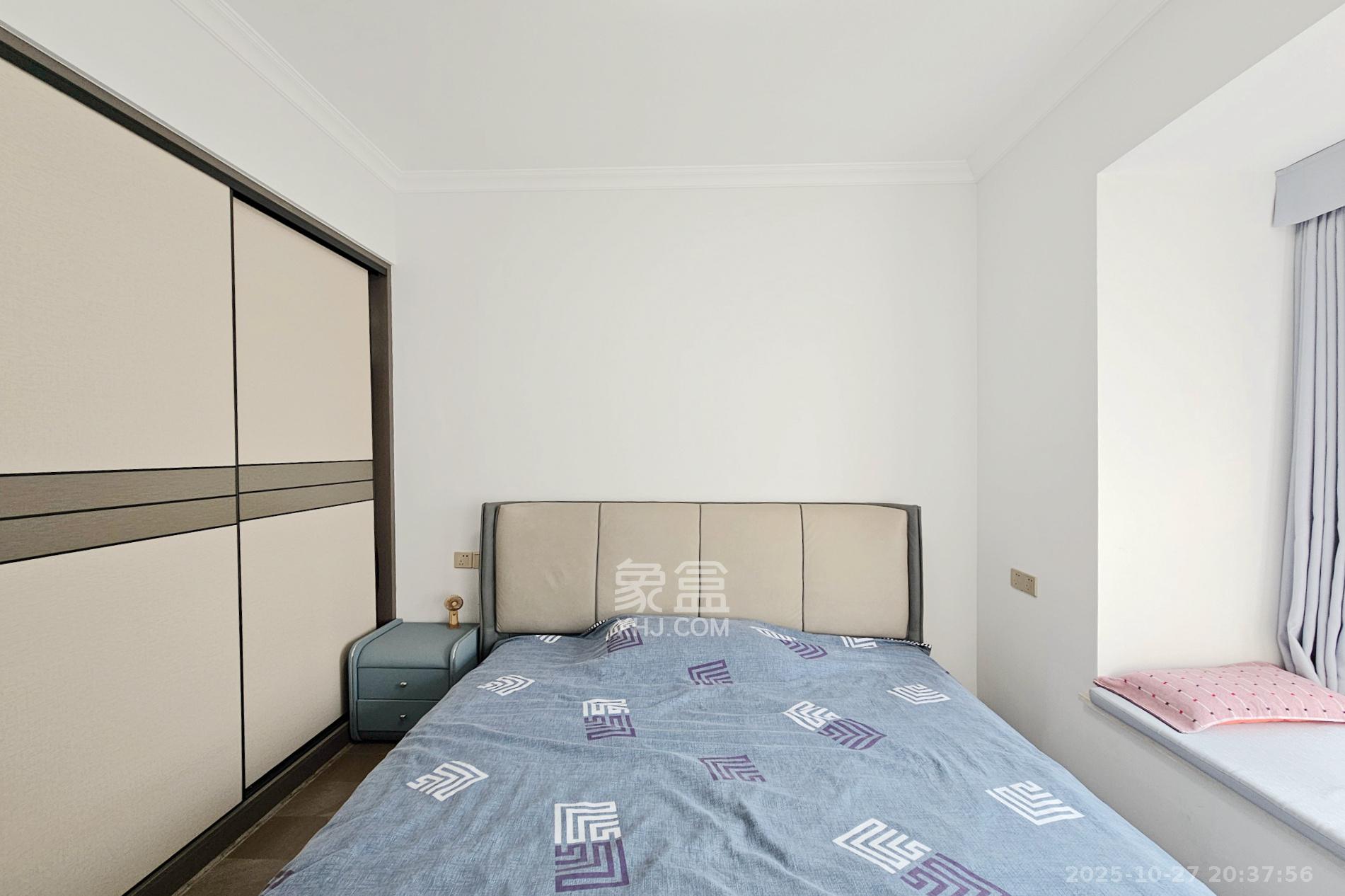 明昇壹城(明昇时代广场)二期 4室2厅3卫 288.0万 明昇壹城(明昇时代广场)二期 4室2厅3卫 288.0万卧室