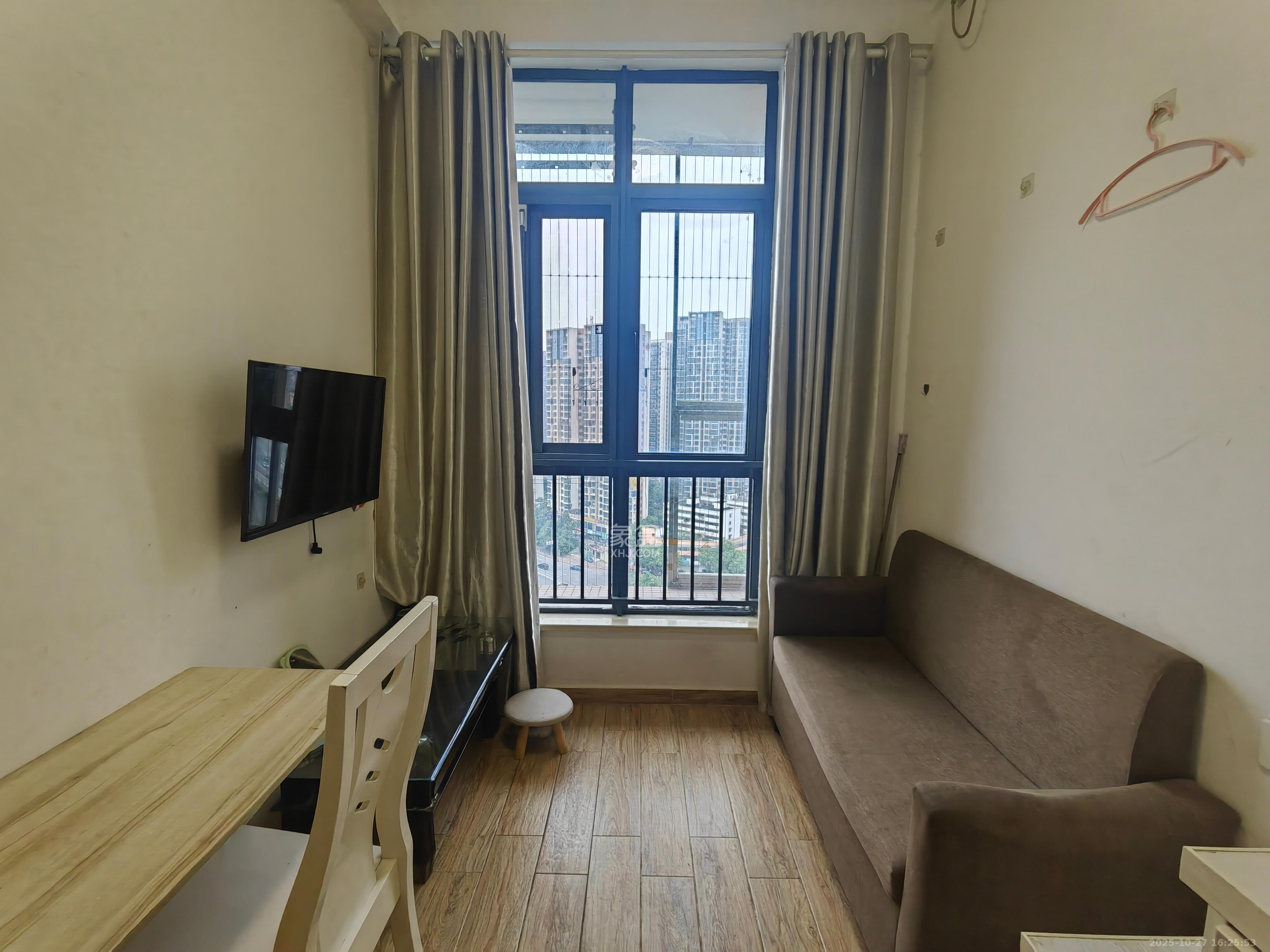 叠彩兰亭  1室1厅1卫    1000.0元/月