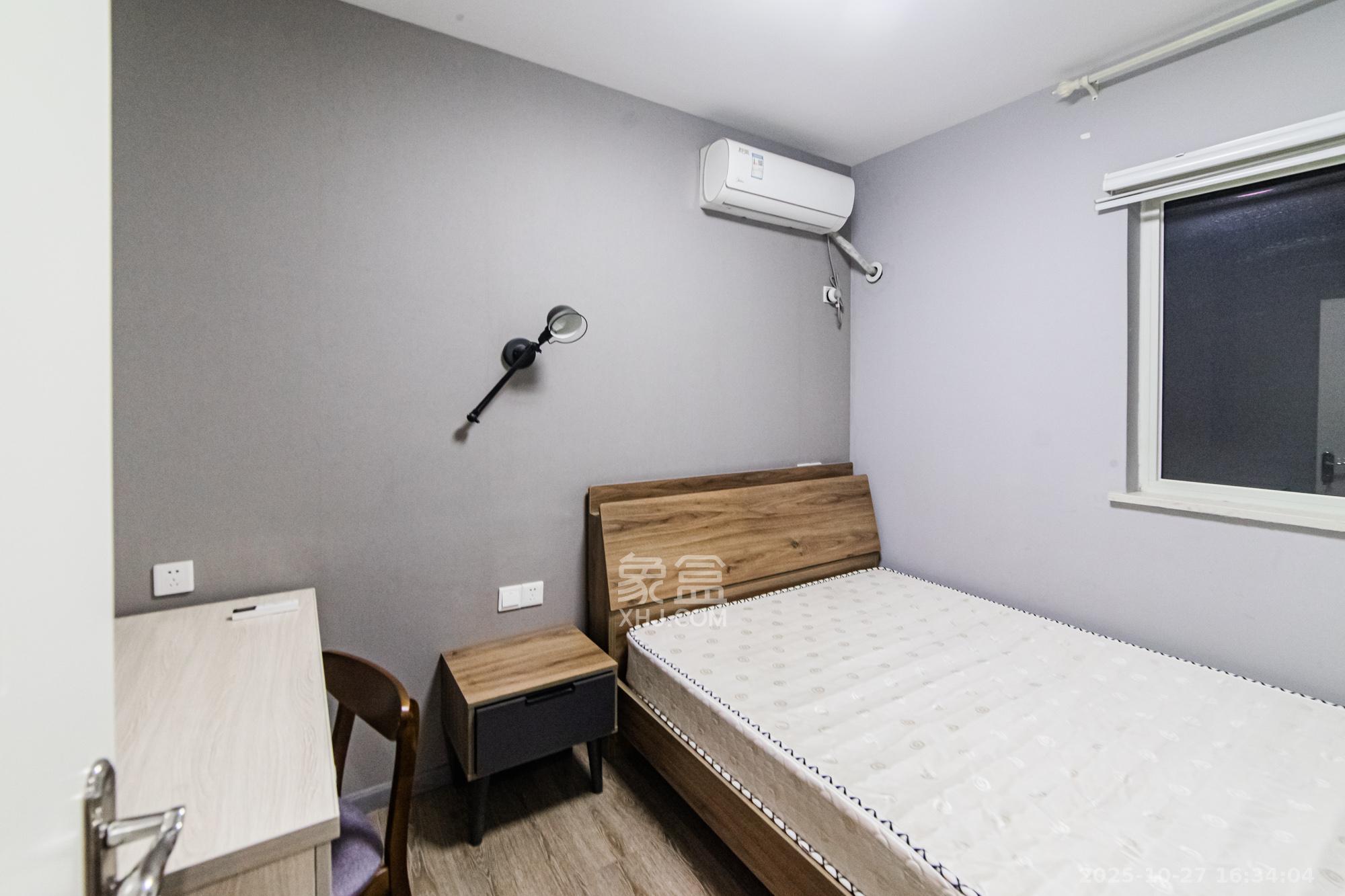 北辰三角洲E4区  3室2厅1卫    3800.0元/月室内图