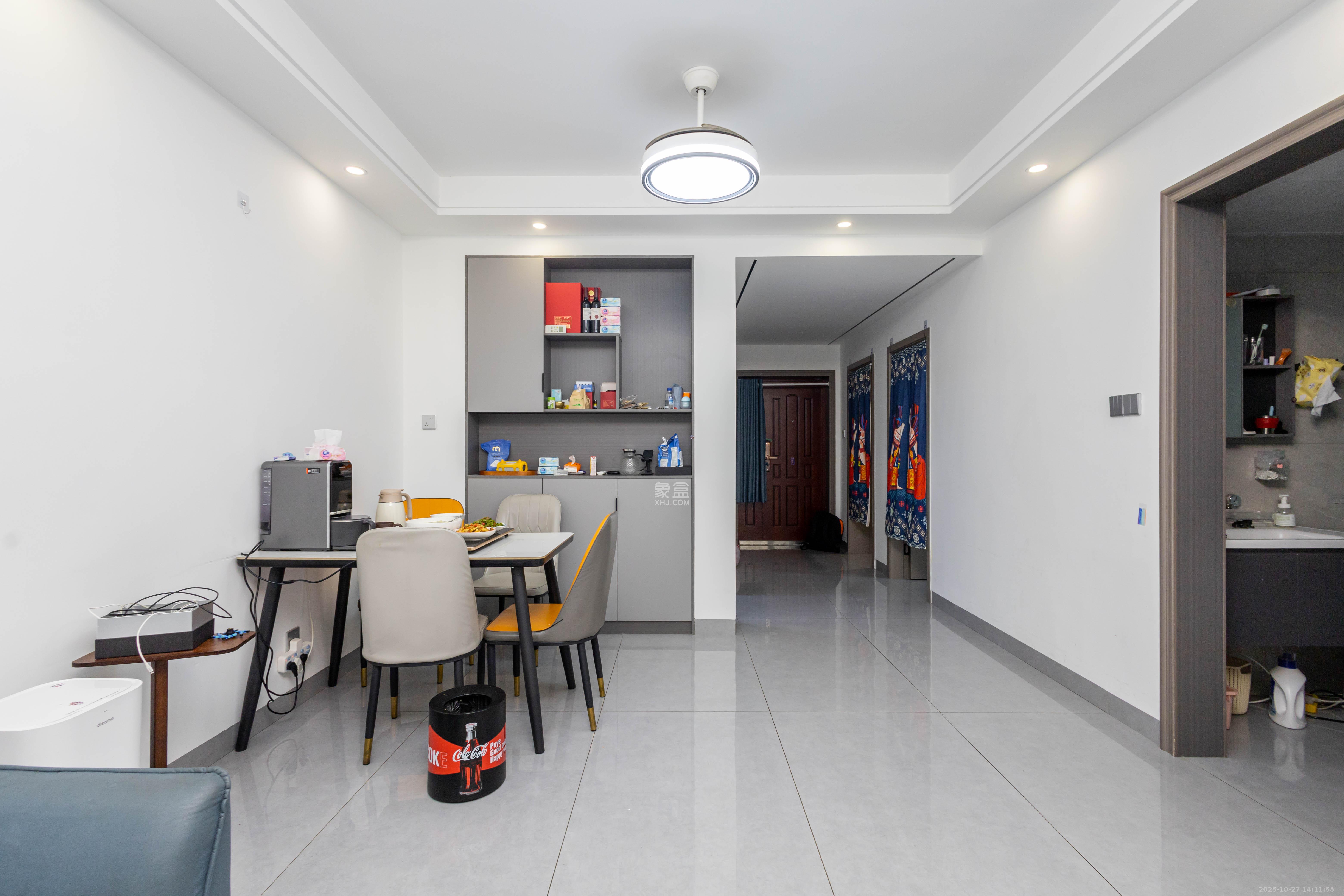 中交中央公园D4区  3室1厅1卫    106.0万客厅