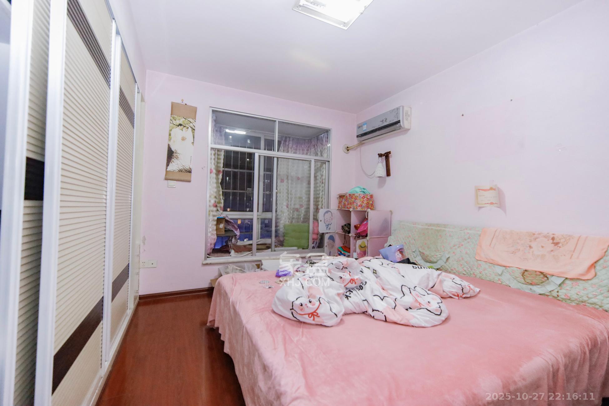 恒盛佳苑  3室2厅1卫    43.0万卧室