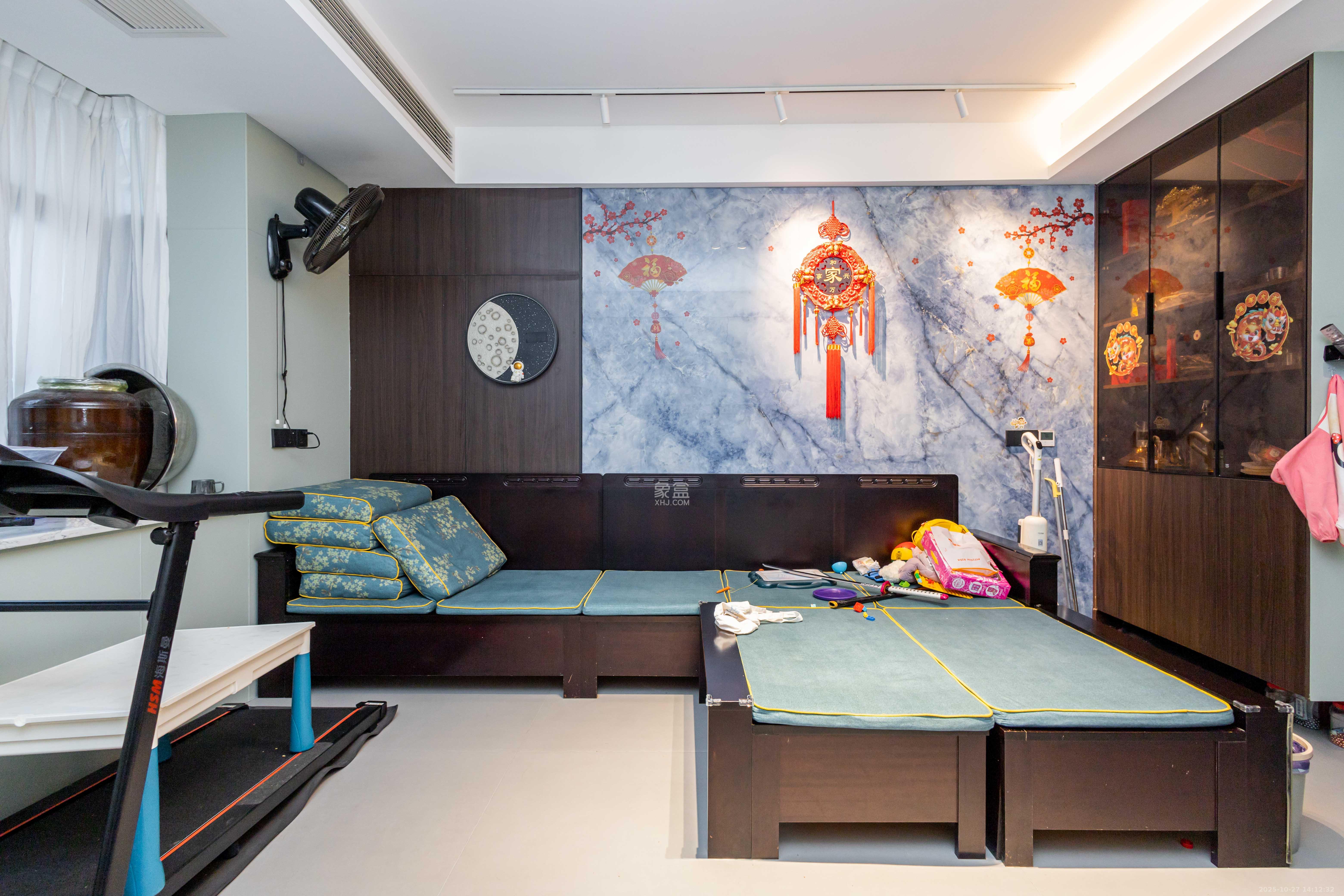 滨湖小区（湖南农业大学）  4室2厅2卫    98.0万客厅