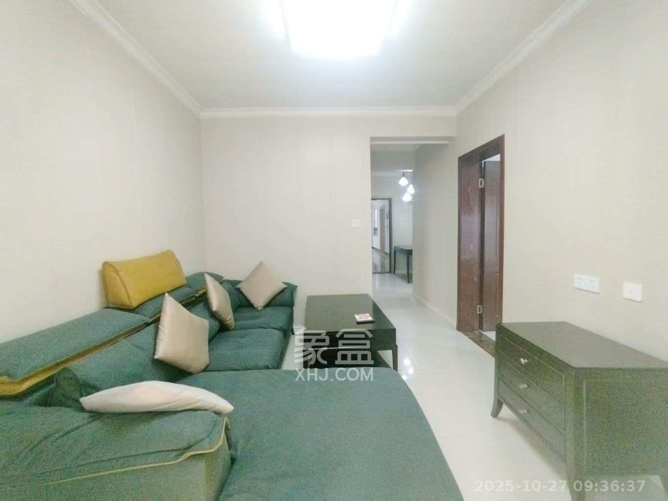 荣盛花语城  3室2厅1卫    1800.0元/月 荣盛花语城  3室2厅1卫    1800.0元/月室内图1