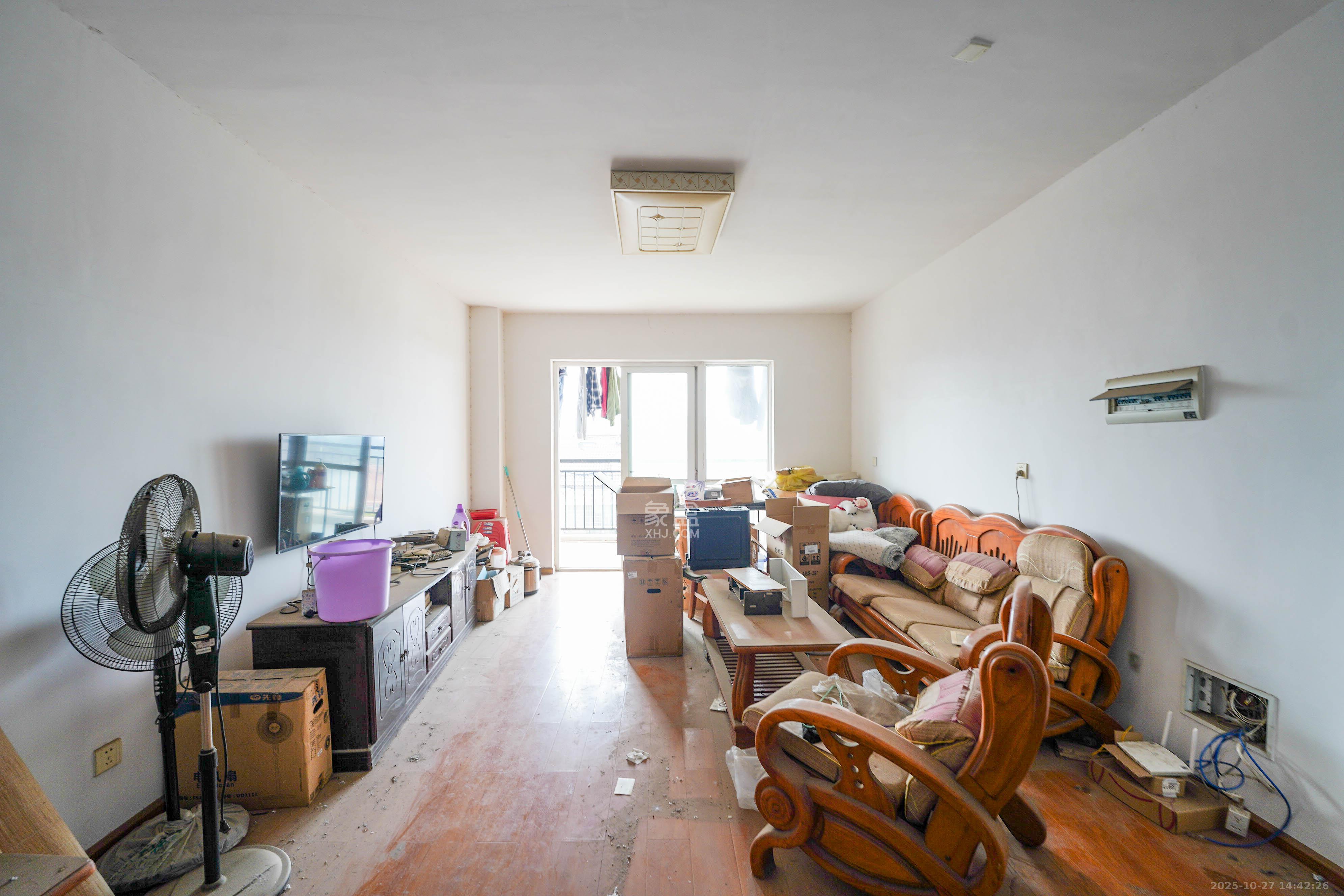 气象佳园  4室2厅2卫    65.0万 气象佳园  4室2厅2卫    65.0万