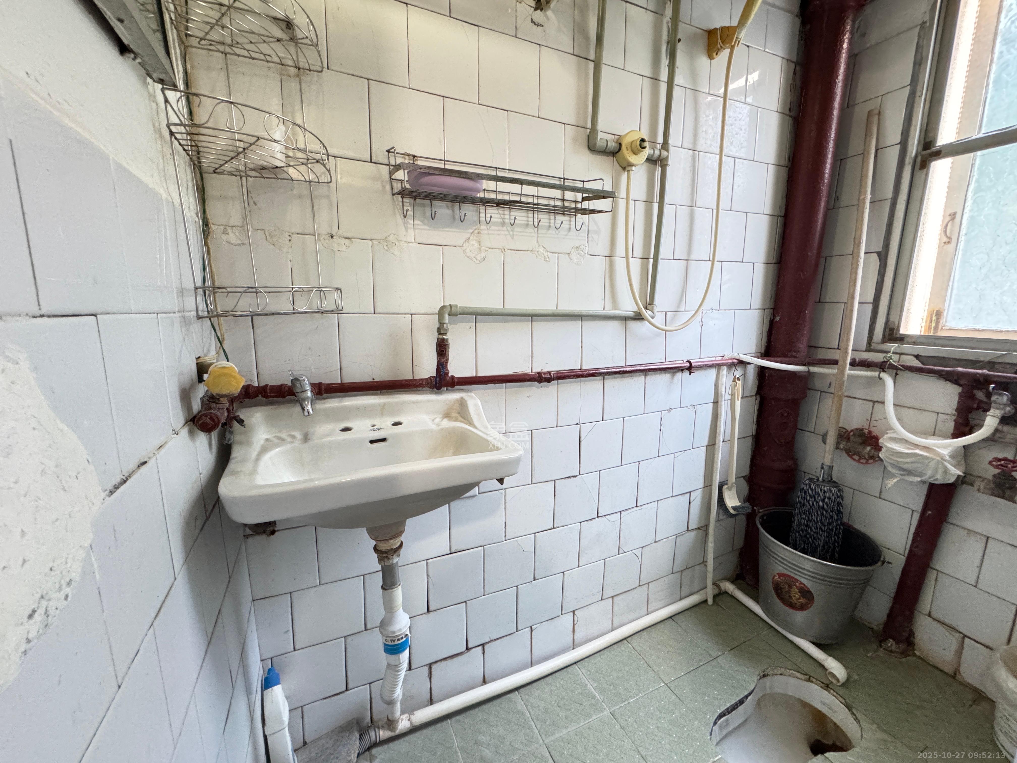 识字里社区  2室1厅1卫    1600.0元/月 识字里社区  2室1厅1卫    1600.0元/月室内图