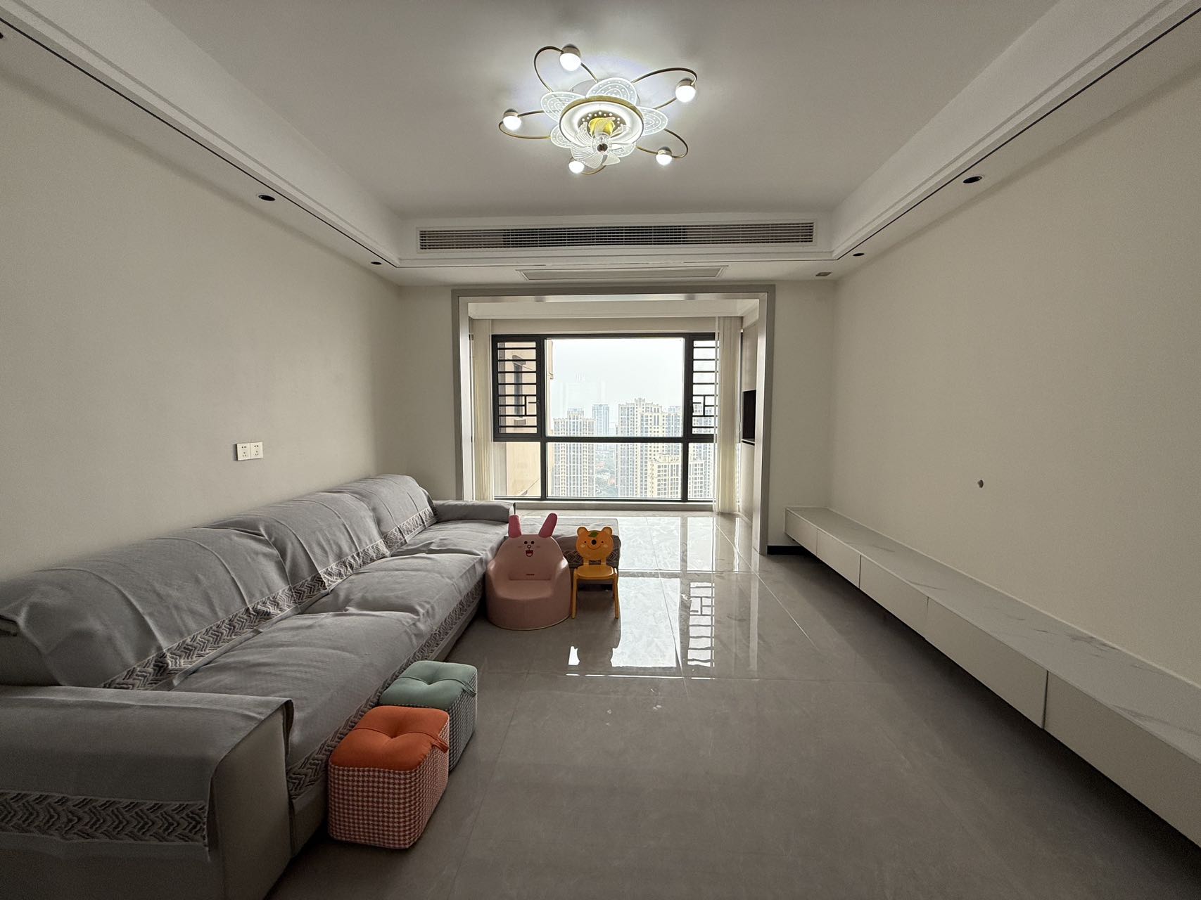 望云印象  3室2厅2卫    79.8万室内图1