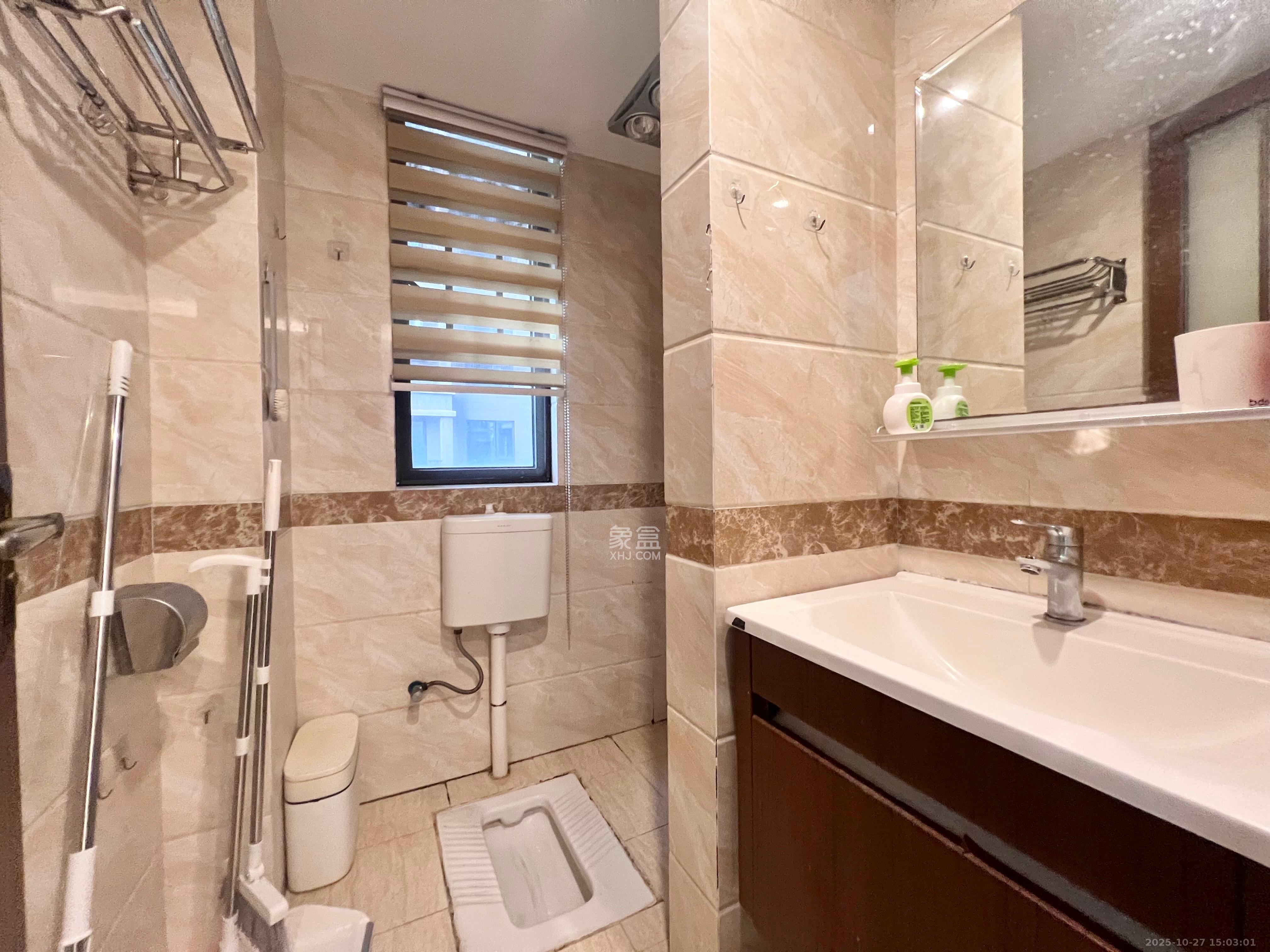 旺德府恺悦国际 2室2厅1卫 2100.0元/月 旺德府恺悦国际 2室2厅1卫 2100.0元/月室内图