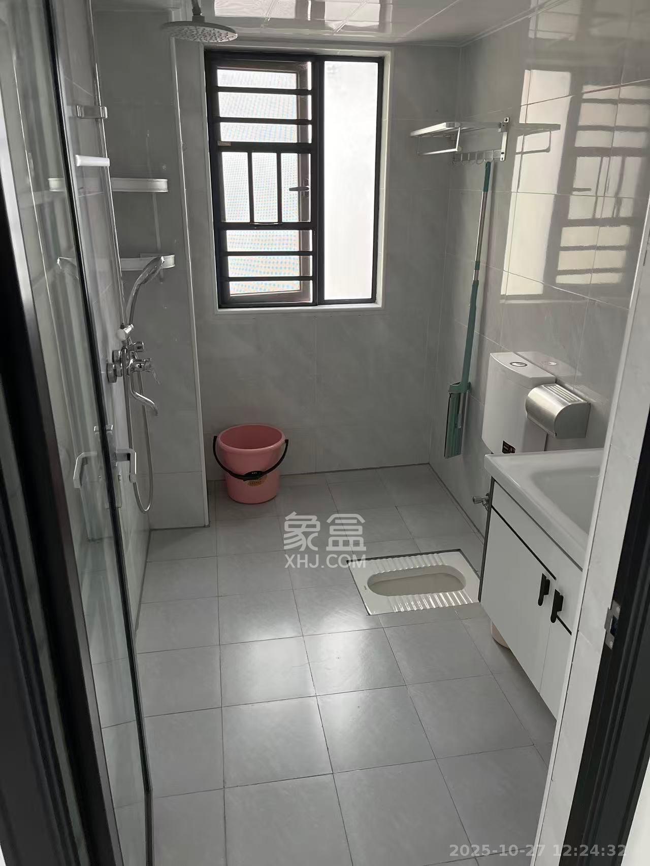 金南家园三期  3室2厅1卫    2600.0元/月室内图