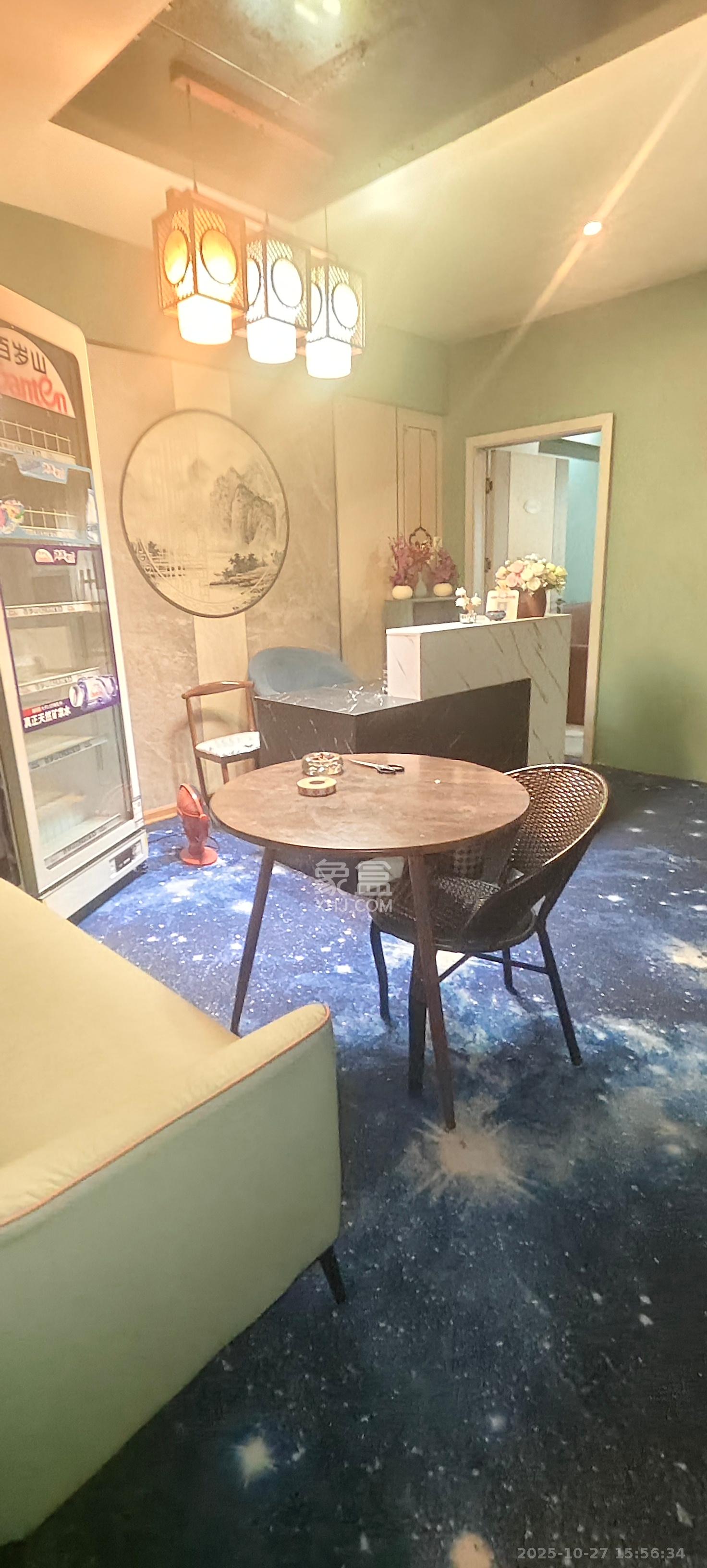 麓谷坐标   146.0㎡      3800.0元/月