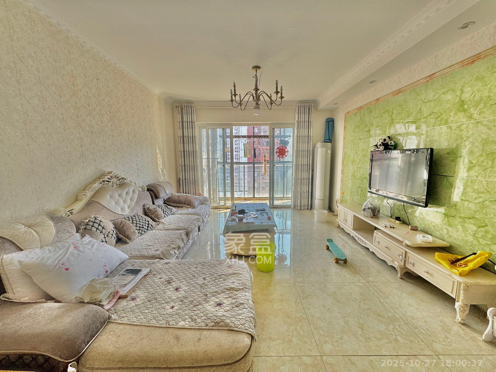 联美品格  4室2厅2卫    2700.0元/月室内图