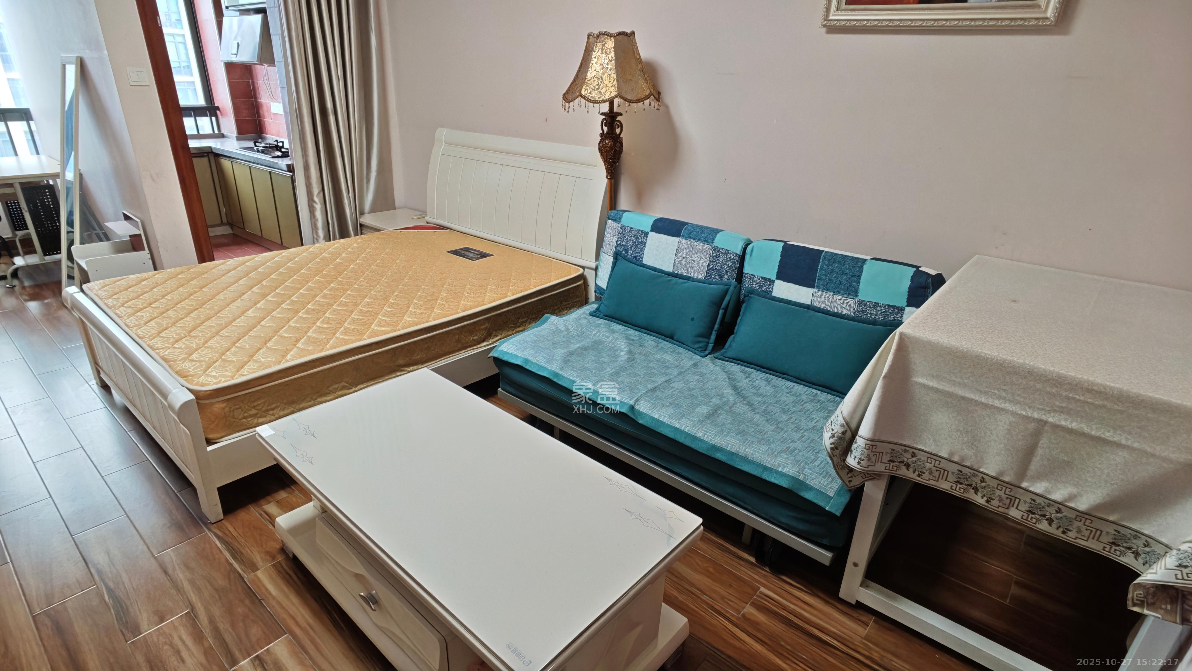 湘域相遇  1室1厅1卫    1600.0元/月室内图