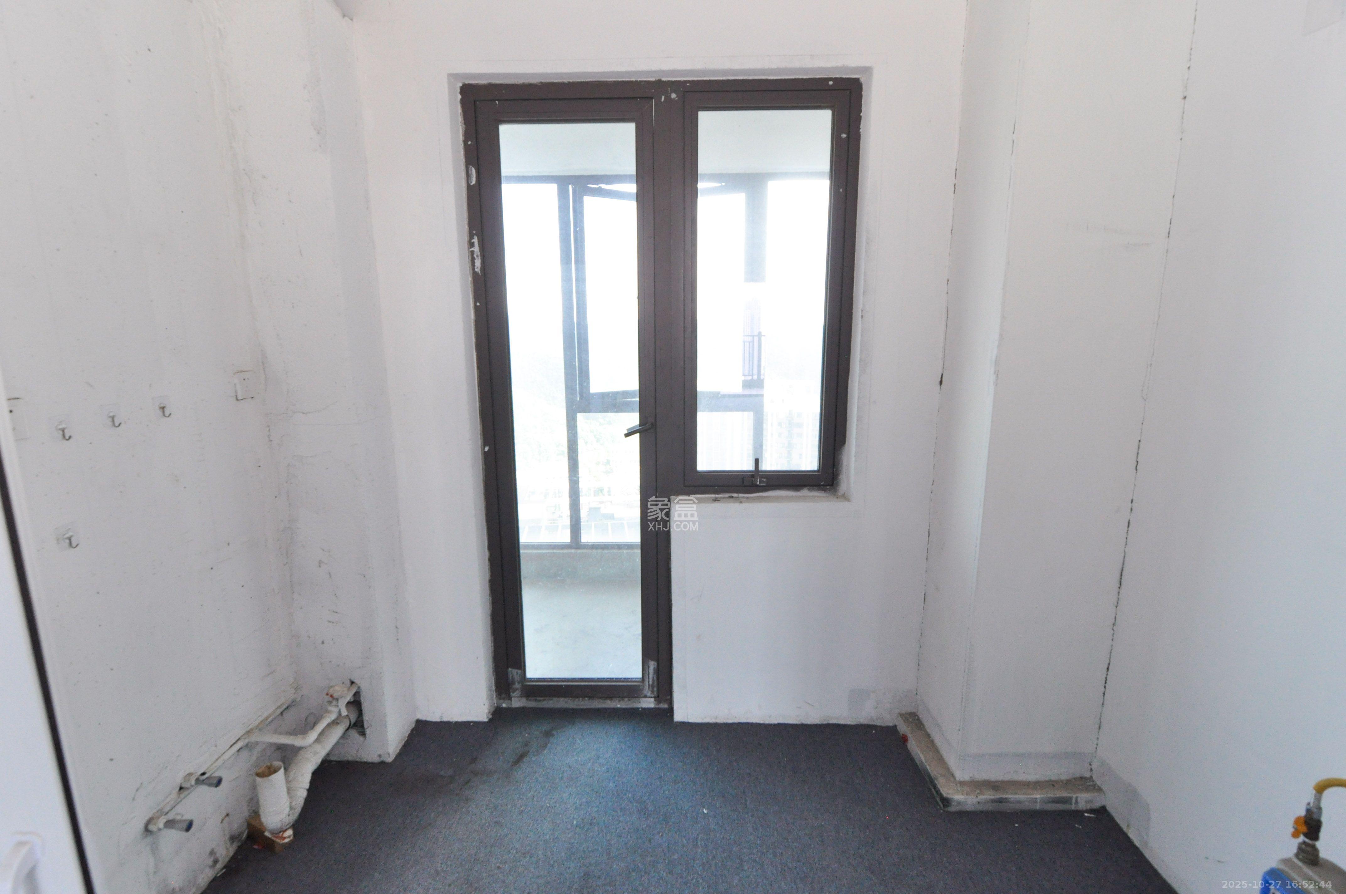 佳兆业云顶梅溪湖（佳兆业梅溪荟）  4室2厅2卫    3500.0元/月室内图