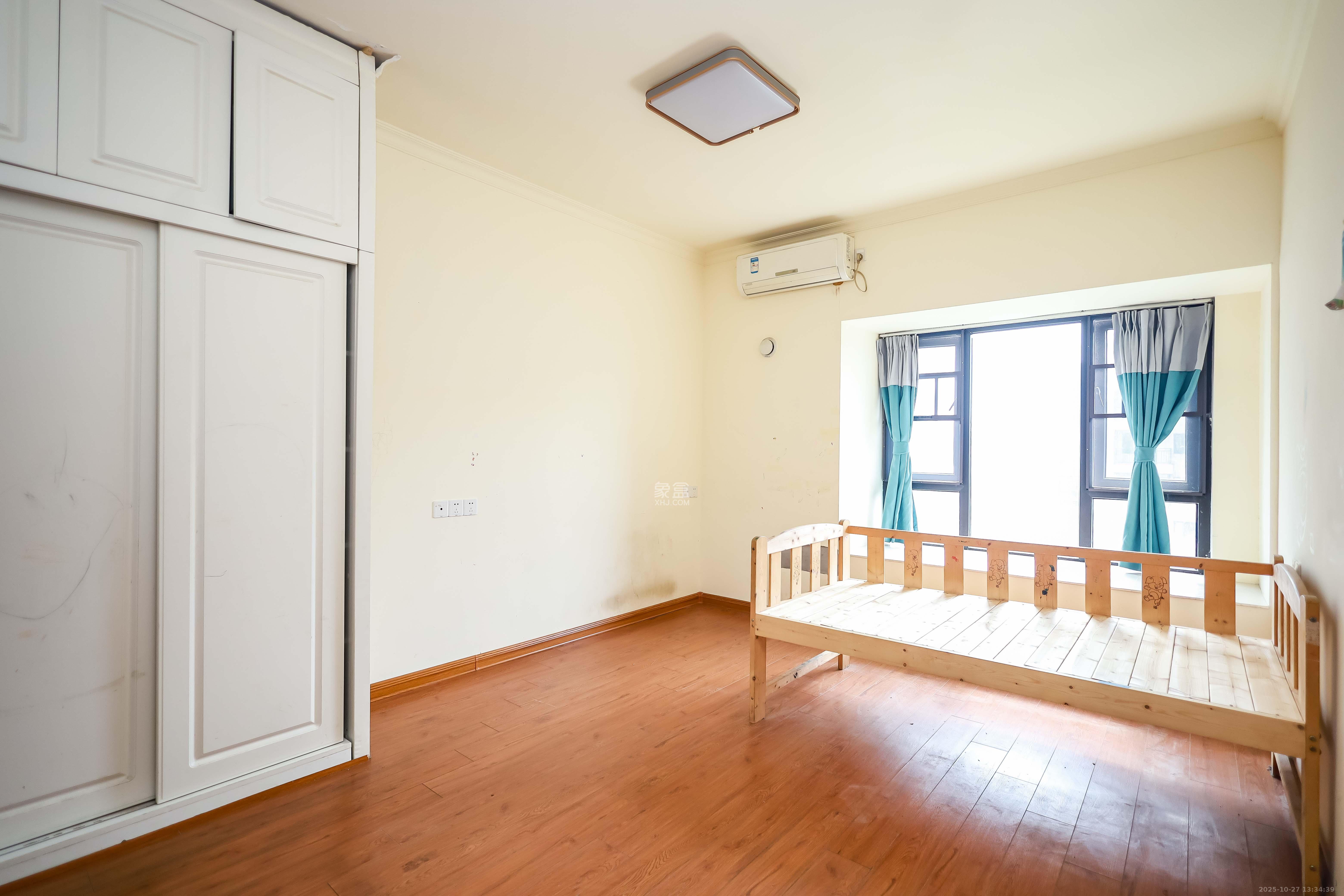 碧桂园荟隽棠 4室2厅2卫 132.0万 碧桂园荟隽棠 4室2厅2卫 132.0万卧室