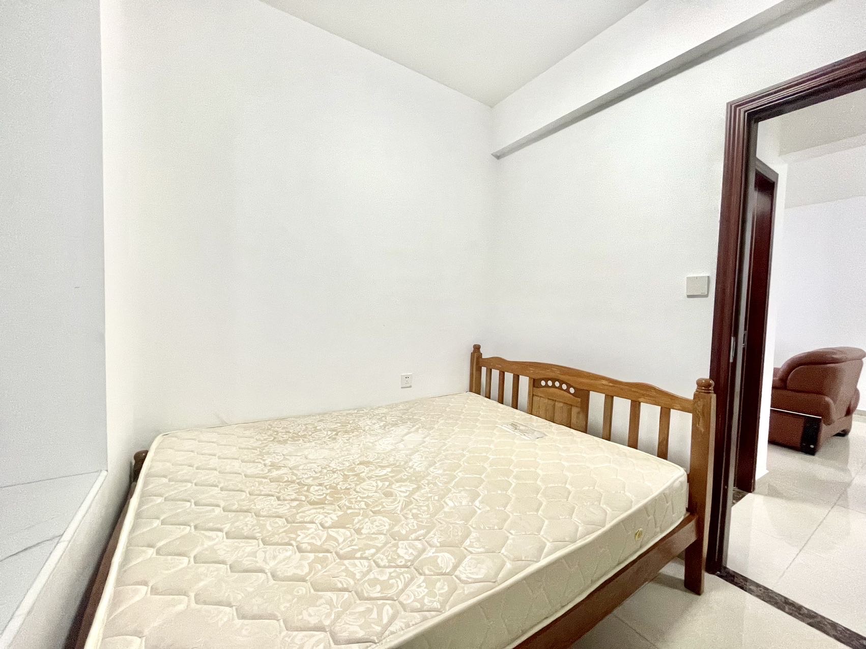 坡巷雅苑  3室2厅1卫    2800.0元/月 坡巷雅苑  3室2厅1卫    2800.0元/月室内图