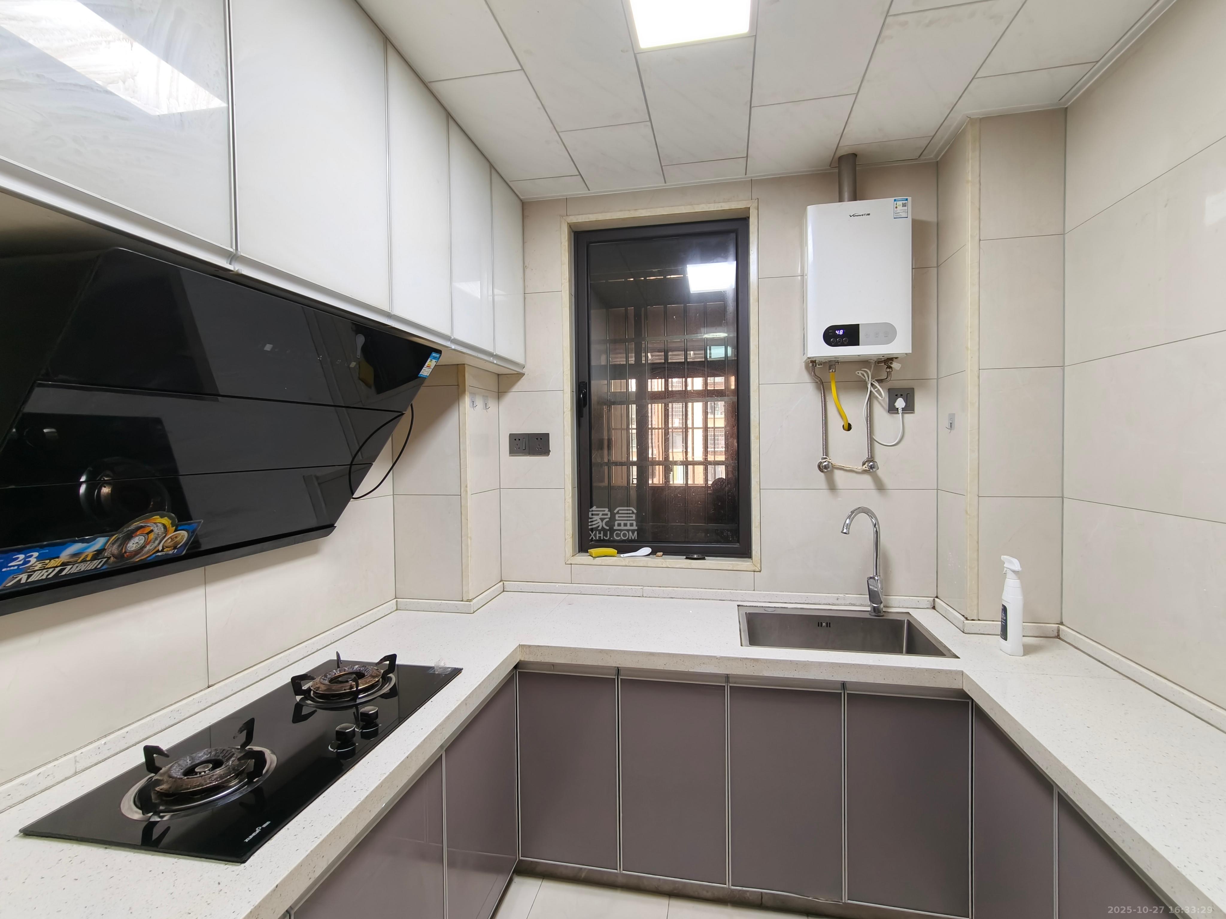 东宜新园  2室1厅1卫    2200.0元/月室内图