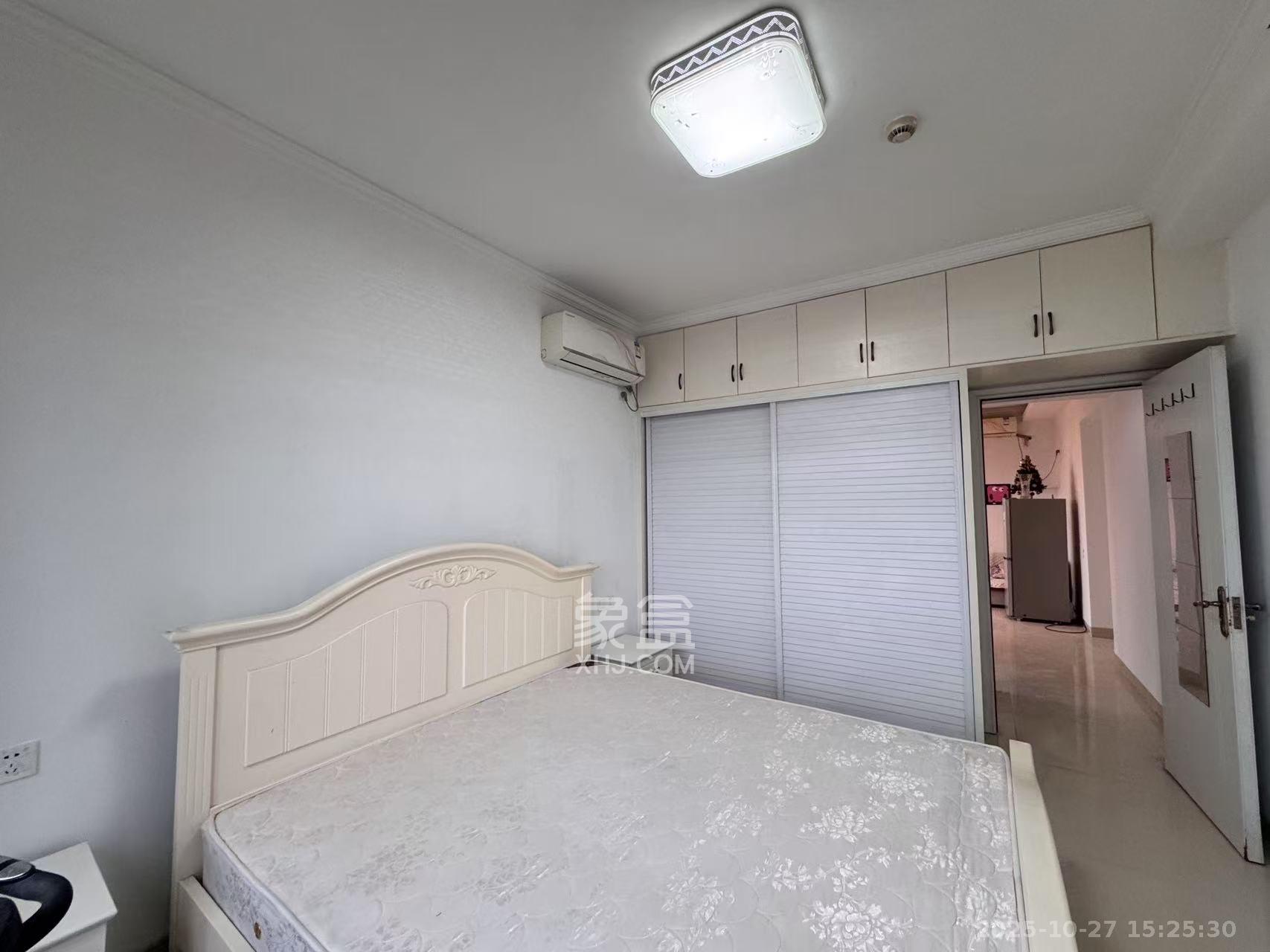 达美D6区  1室1厅1卫    1800.0元/月室内图