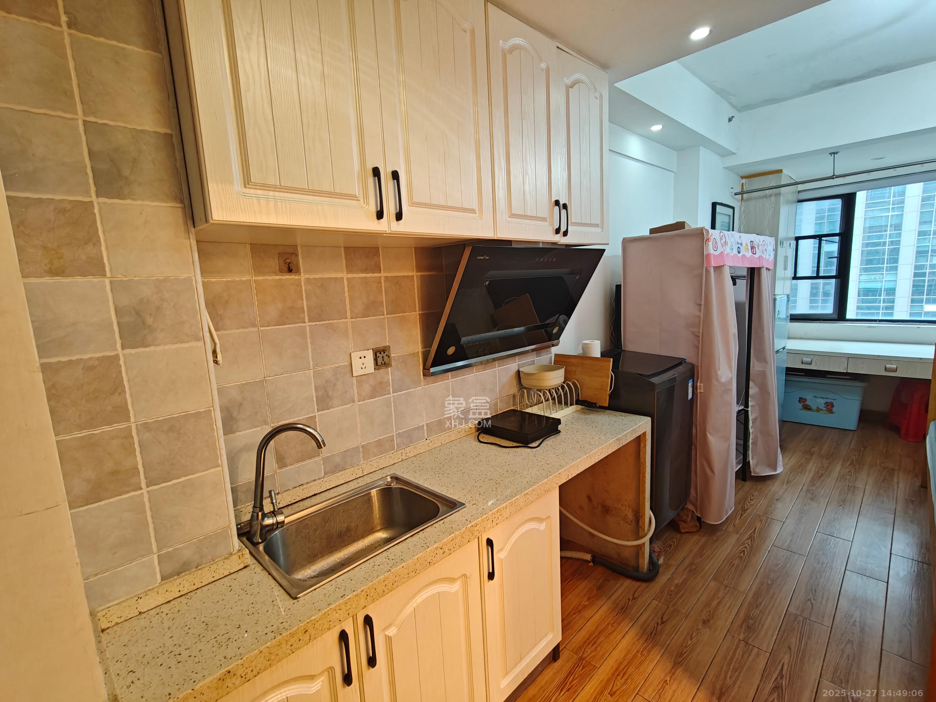 协信星澜汇  1室1厅1卫    1300.0元/月 协信星澜汇  1室1厅1卫    1300.0元/月室内图