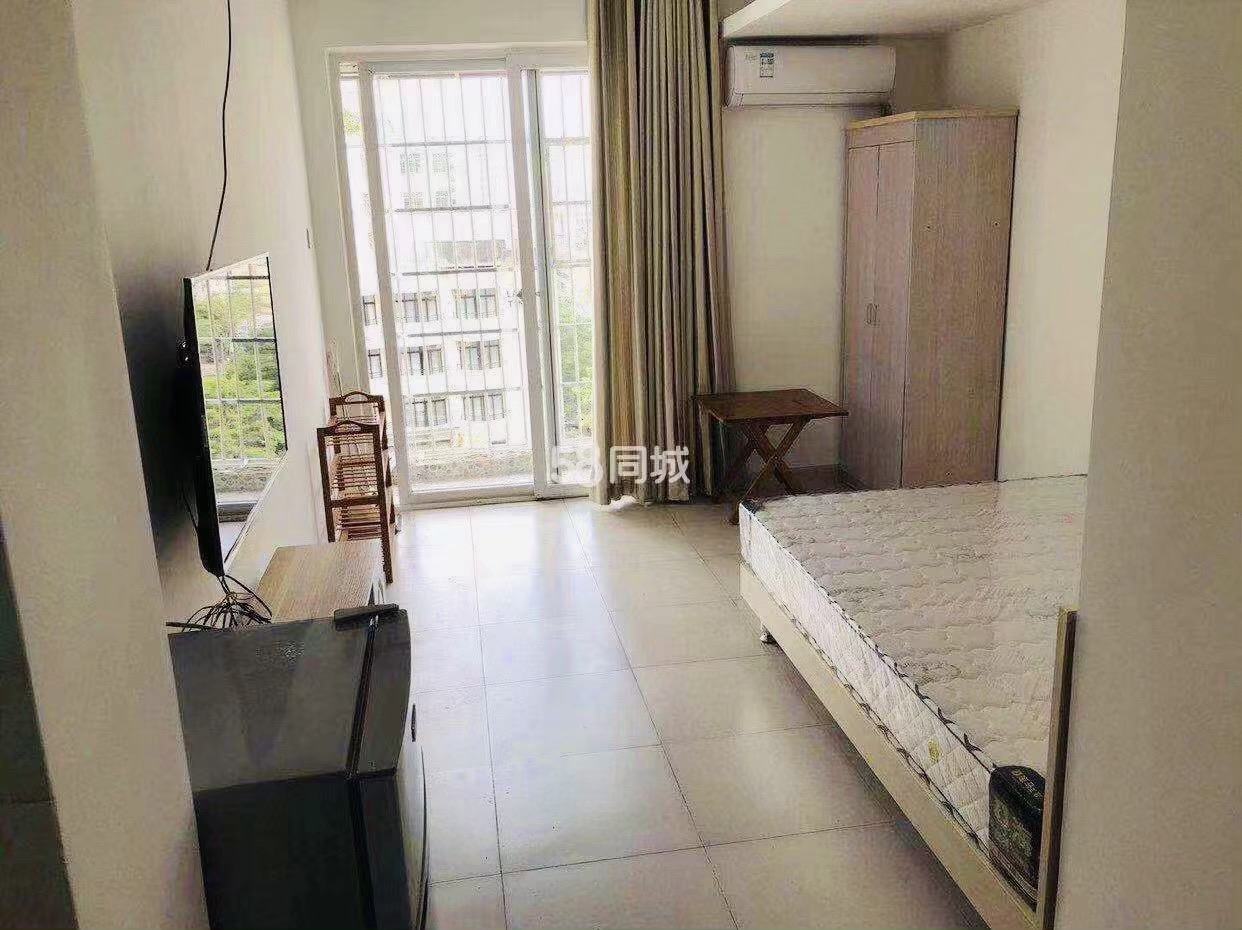 海晟瑞景  1室1厅1卫    1200.0元/月室内图