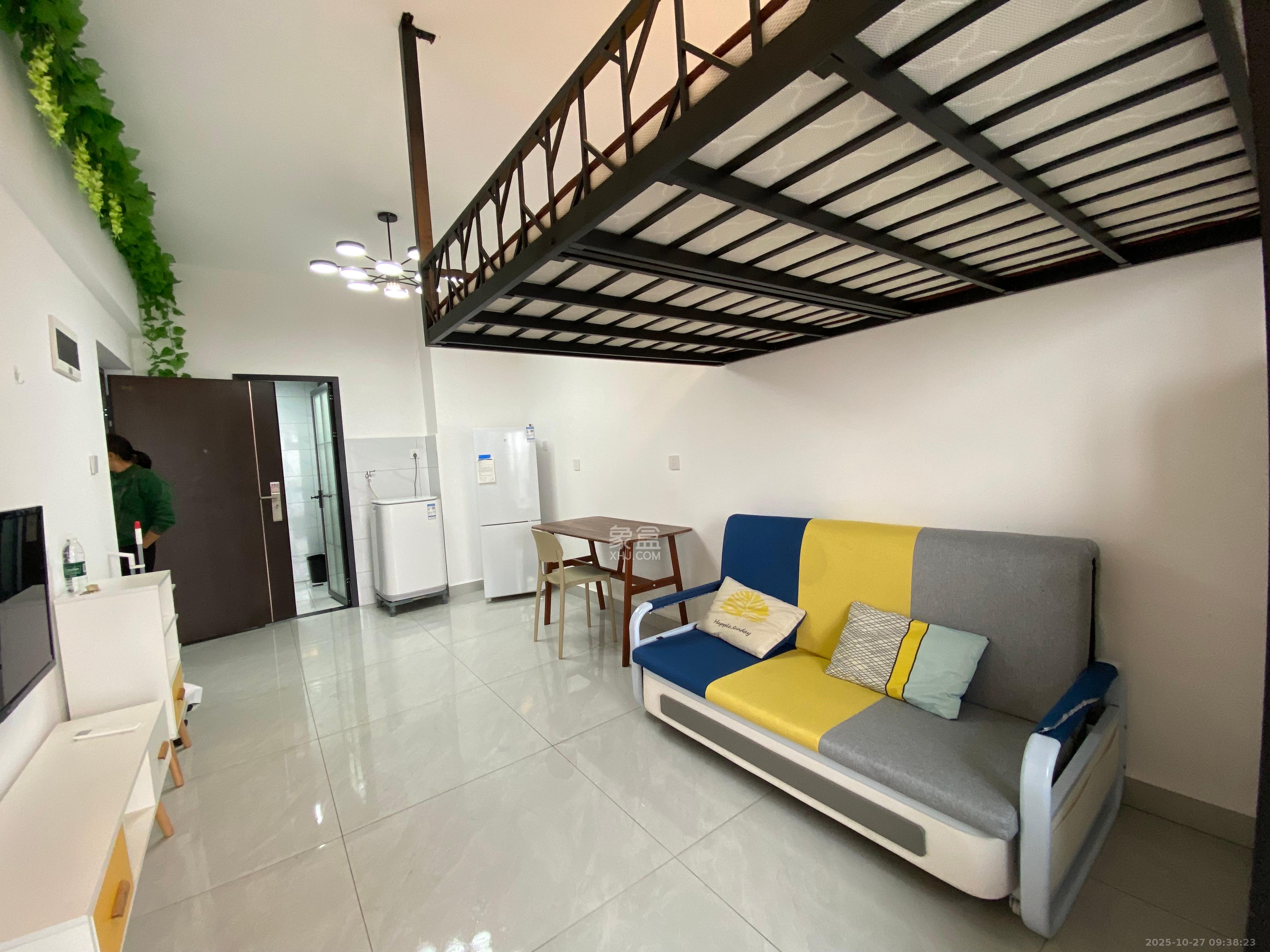 鄱阳汇金中心  1室1厅1卫    1400.0元/月室内图