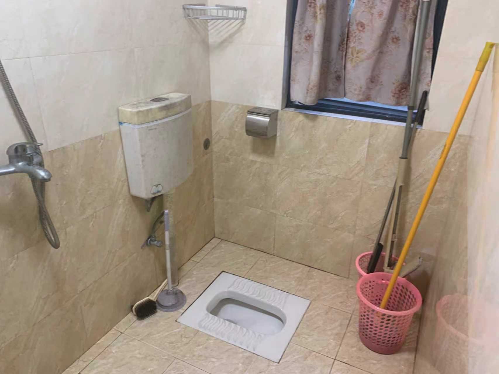 兆南和园  2室2厅1卫    2500.0元/月 兆南和园  2室2厅1卫    2500.0元/月室内图