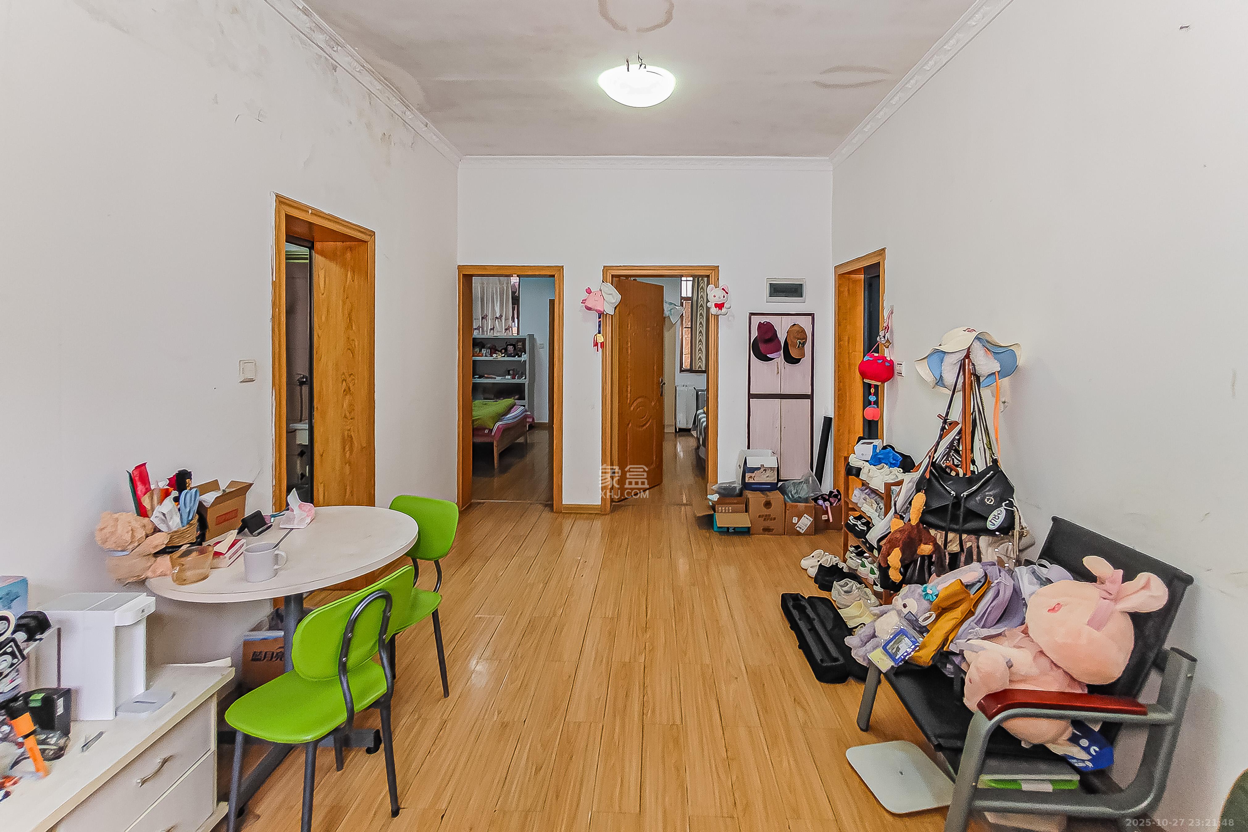 省水院宿舍  2室1厅1卫    63.0万客厅