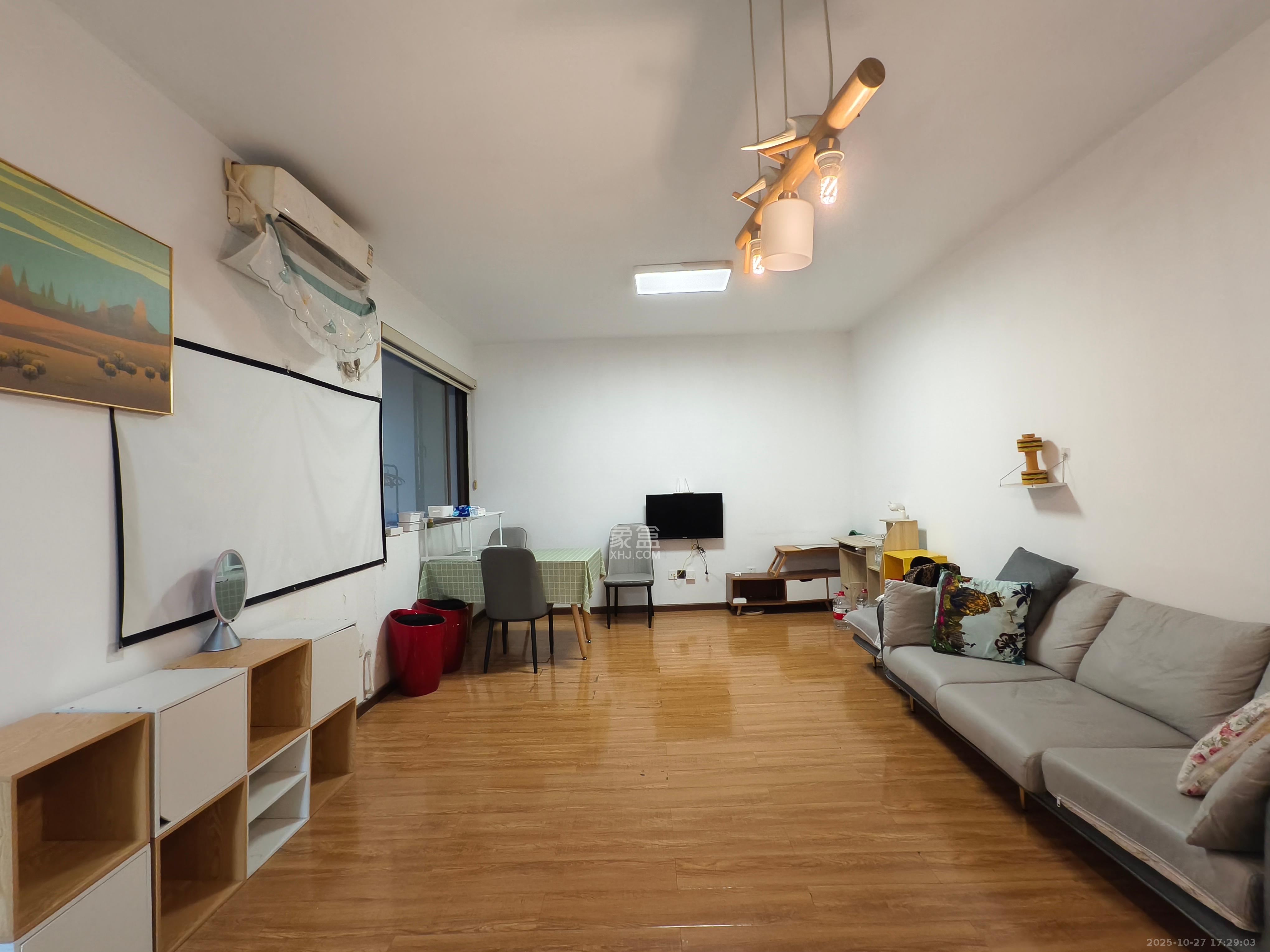 南山雍江汇(滨江国际新城) 3室2厅1卫 3000.0元/月 南山雍江汇(滨江国际新城) 3室2厅1卫 3000.0元/月室内图