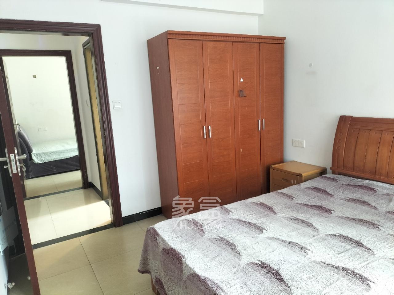 家兴苑  2室2厅1卫    1900.0元/月 家兴苑  2室2厅1卫    1900.0元/月室内图