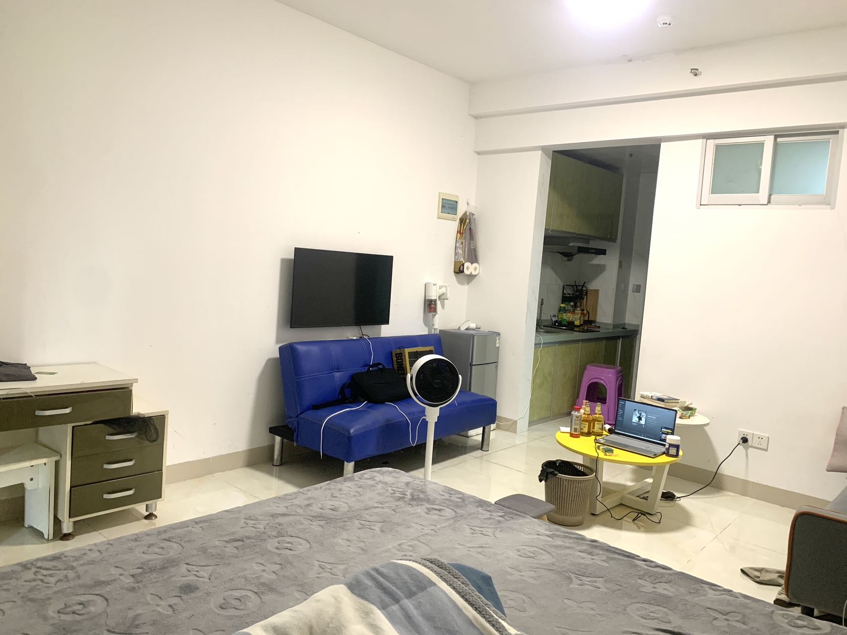 东线一号 1室0厅1卫 1400.0元/月 东线一号 1室0厅1卫 1400.0元/月室内图