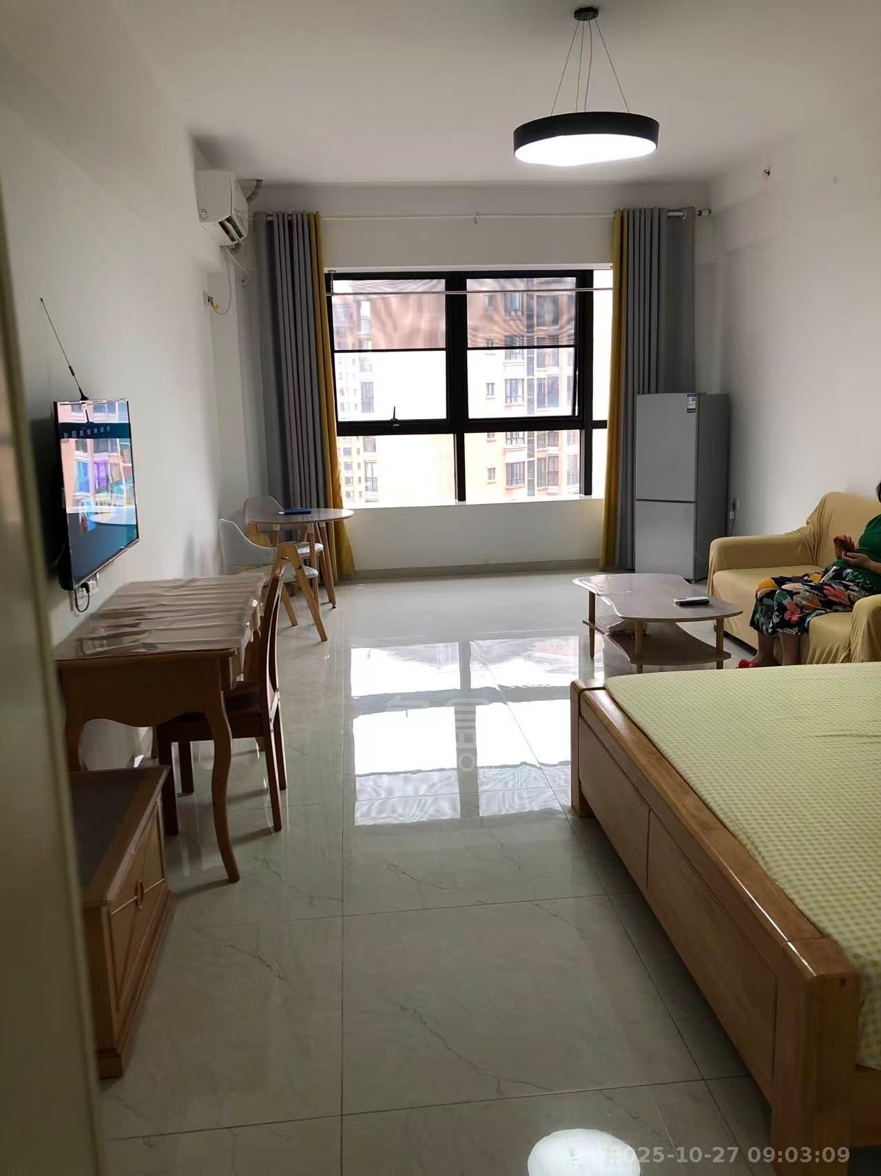 康桥美郡  1室1厅1卫    1200.0元/月室内图